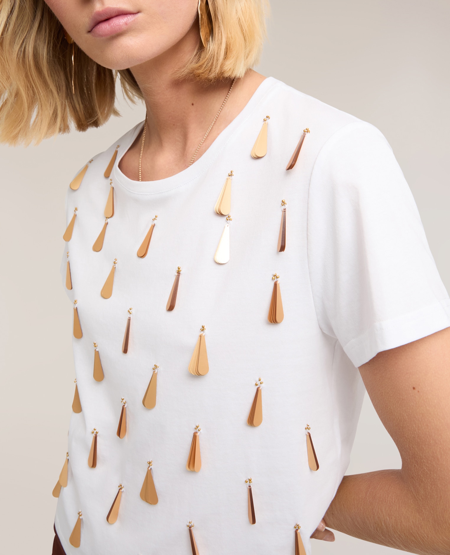 Camiseta de mujer con bordado de lentejuelas ajuste regular con escote redondo - Motivi - Blanco Blanco-4