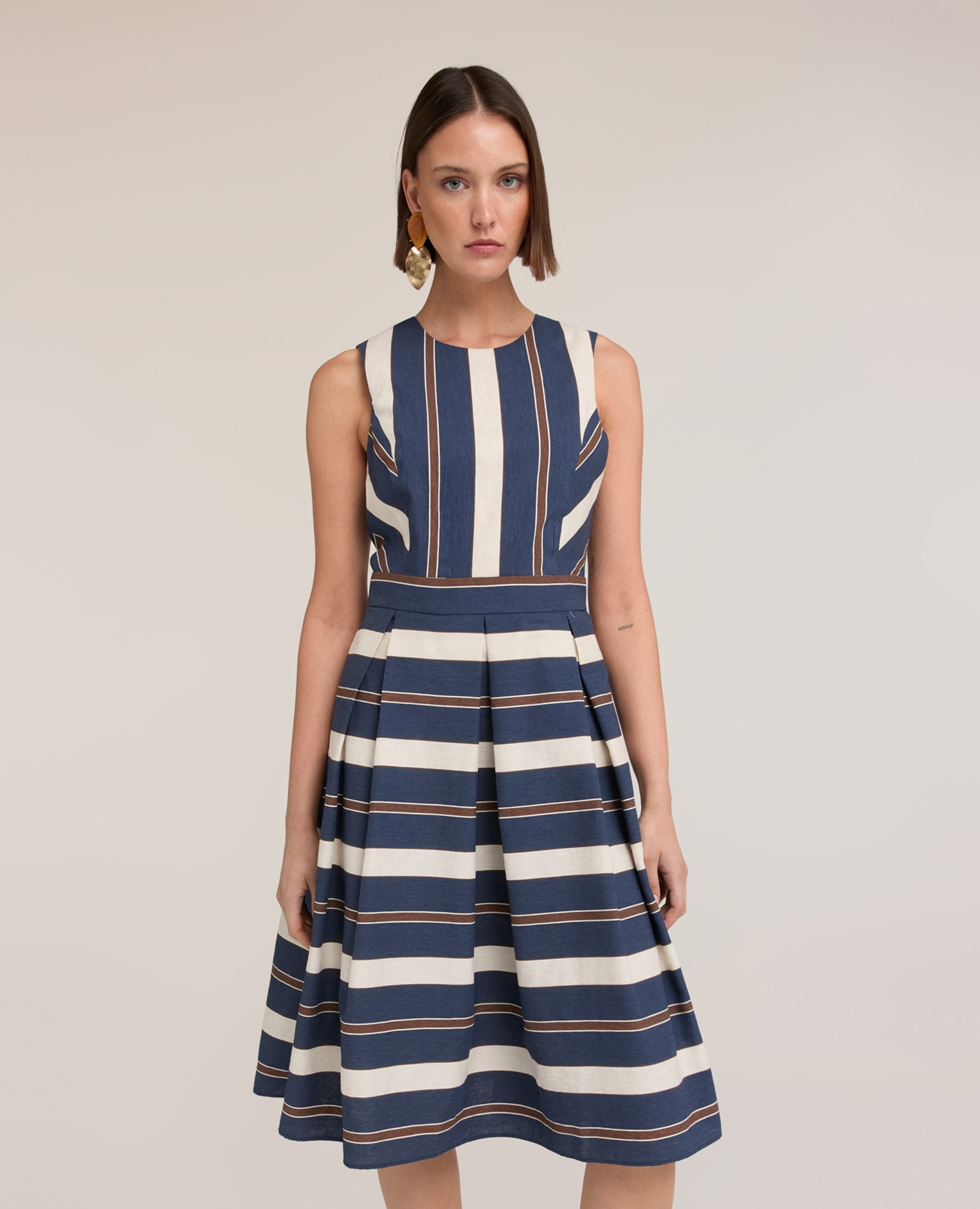 Vestido línea a teñido en hilo a rayas escote redondo con cierre de cremallera en la espalda - Motivi - Azul Azul-3