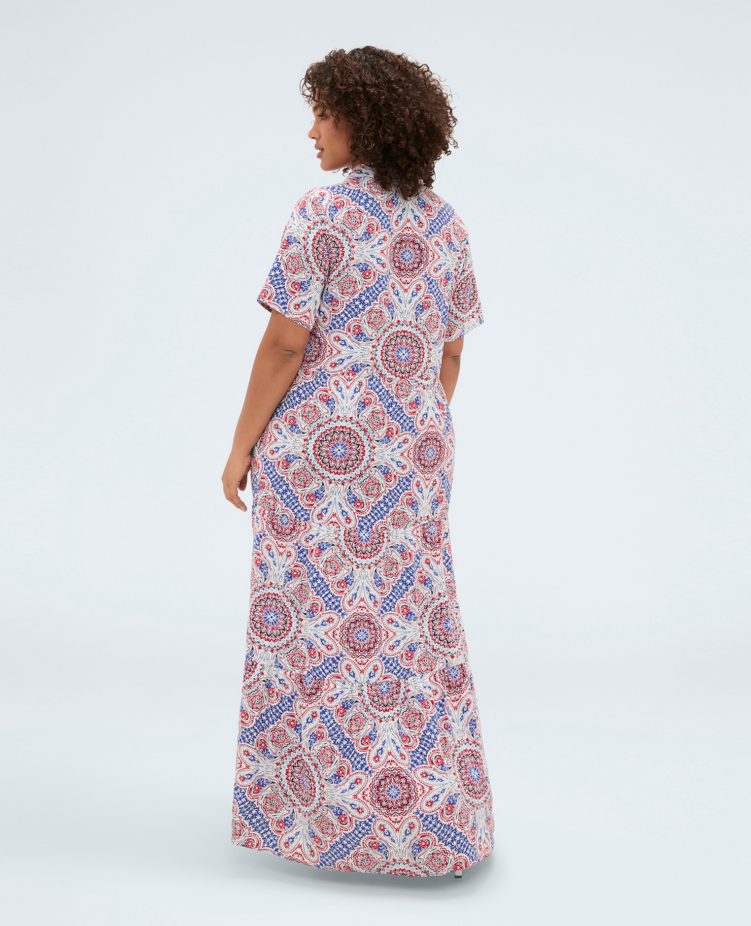 Vestido camisero con estampado mangas cortas y línea con volantes - Fiorella Rubino - Rojo Rojo-2