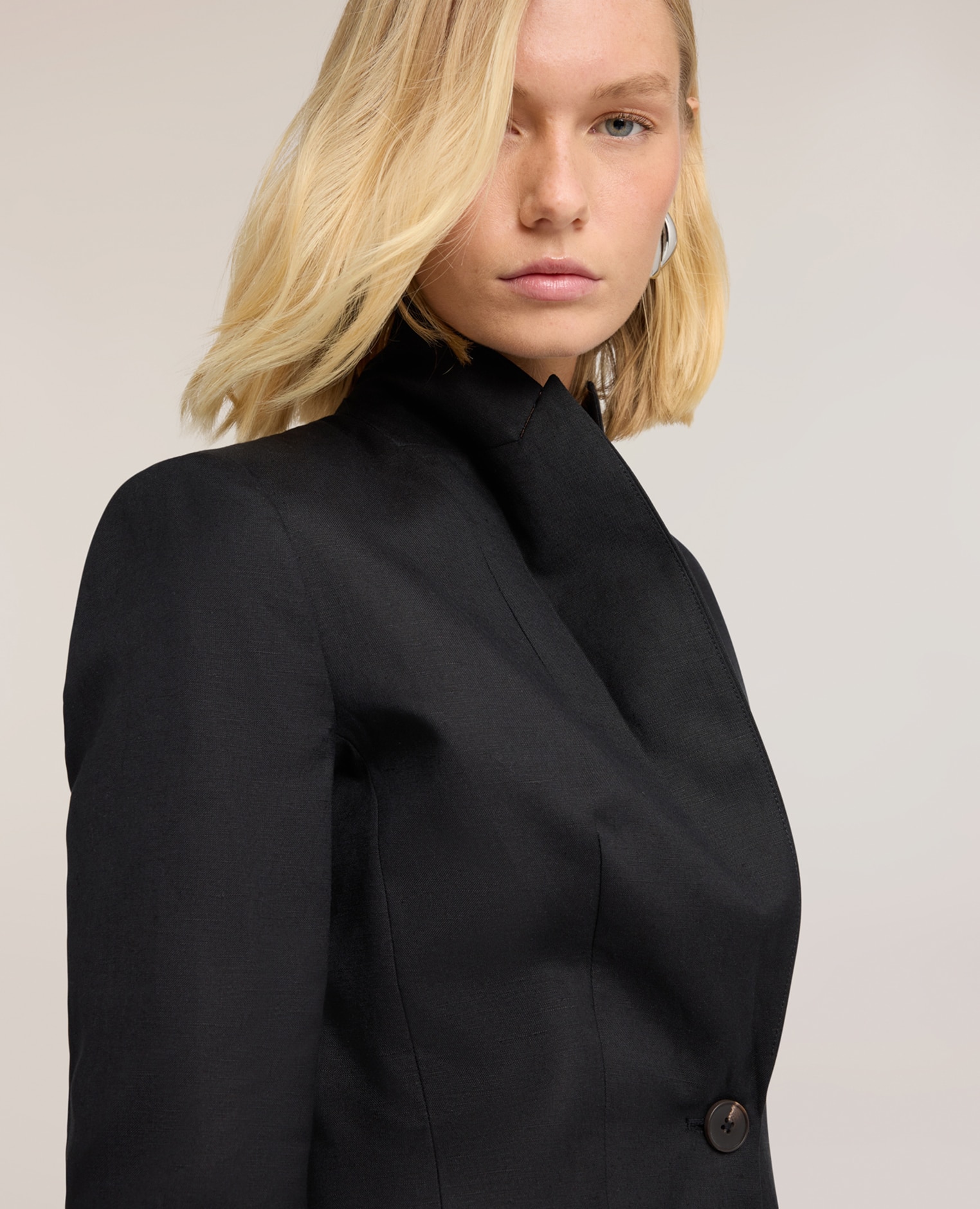 Blazer de mujer de mezcla de lino y liocel cuello de solapa con cierre de un solo botón - Motivi - Negro Negro-4