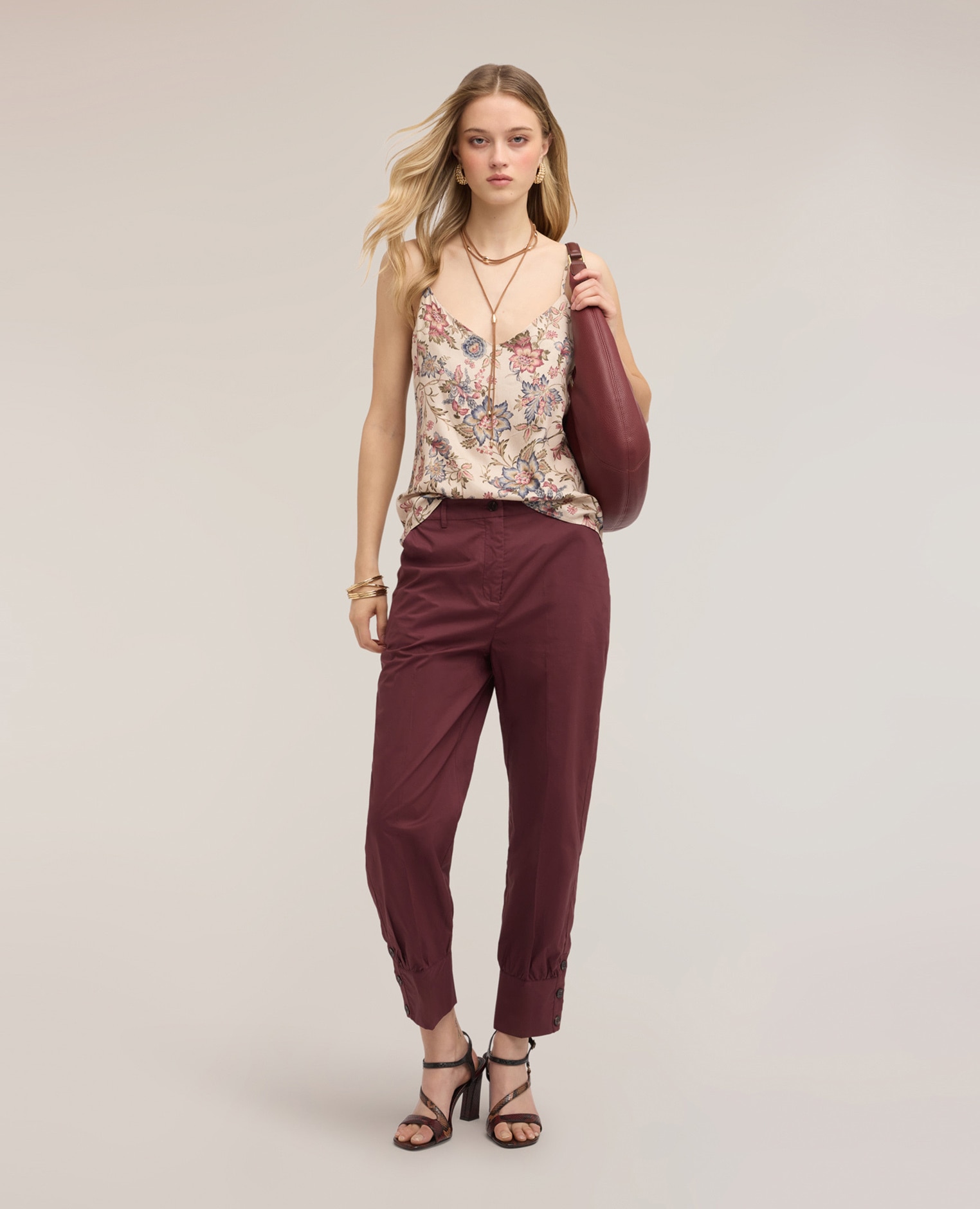 Pantalones de mujer con puño en popelín ajuste tapered cierre frontal con botón y cremallera - Motivi - Morado Morado-1