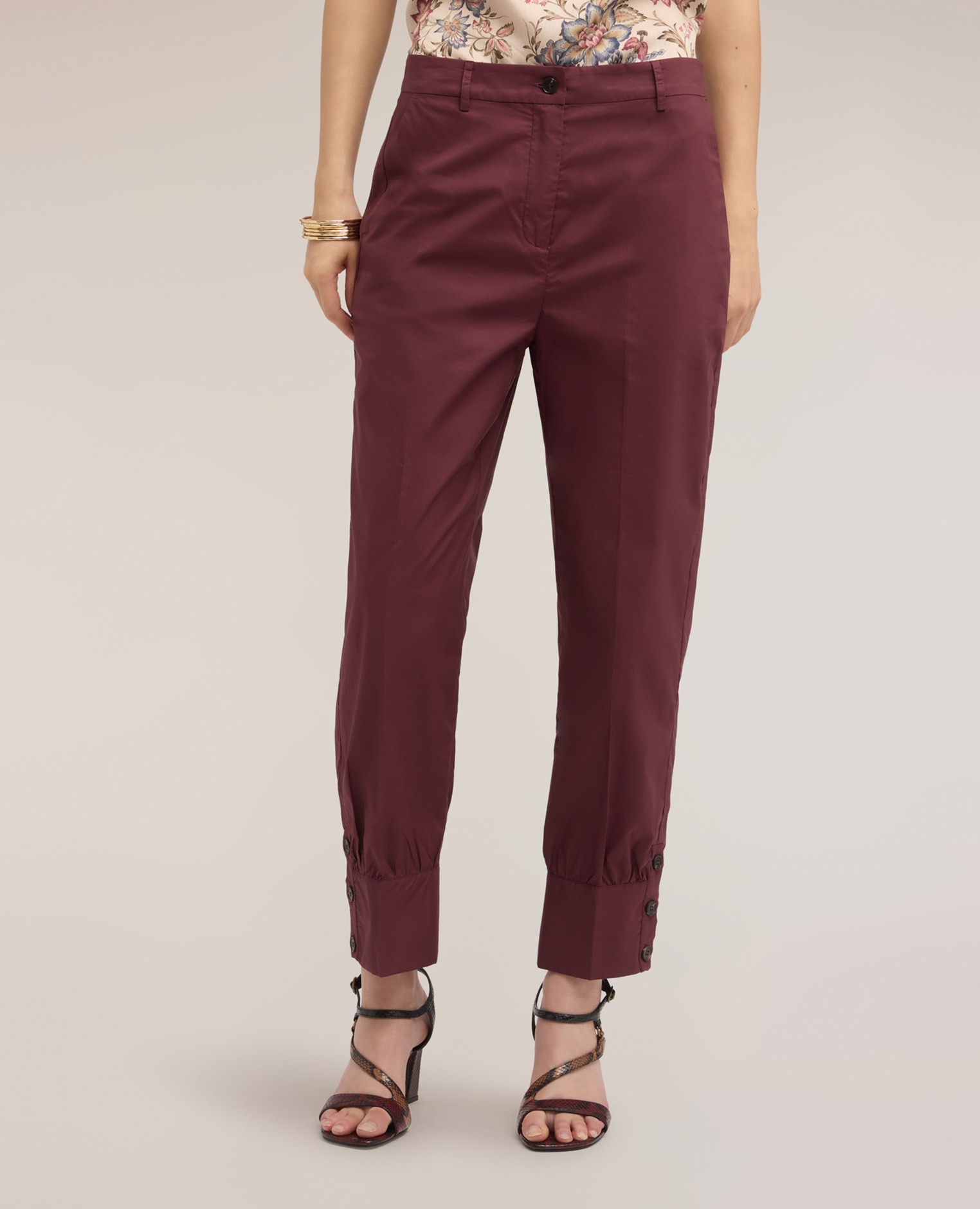 Pantalones de mujer con puño en popelín ajuste tapered cierre frontal con botón y cremallera - Motivi - Morado Morado-3