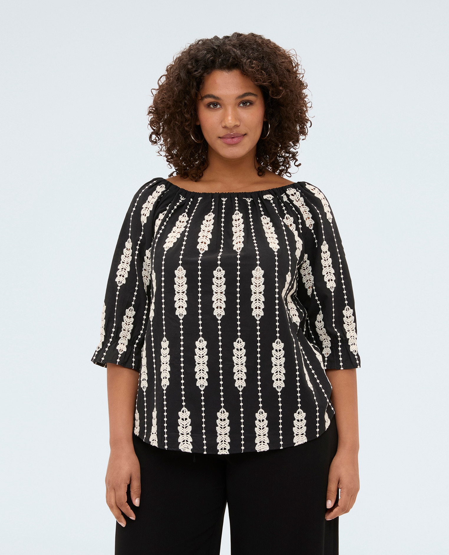 Fiorella Rubino - Blusa de mujer off shoulders con bordados para una sensación agradable en la piel.