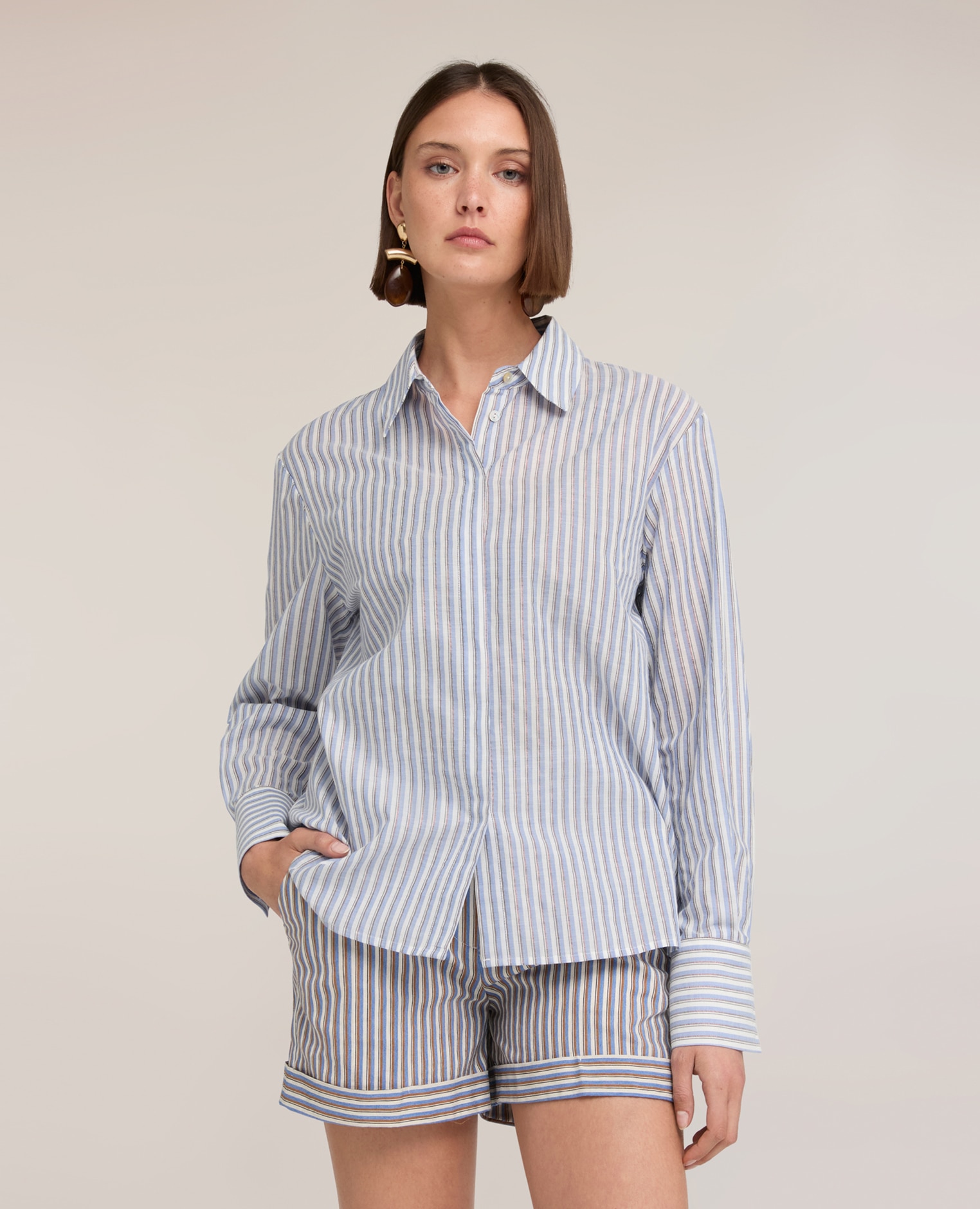 Camisa de mujer de popelín a rayas lurex ajuste oversize con cierre frontal inglés - Motivi - Azul claro Azul claro-1