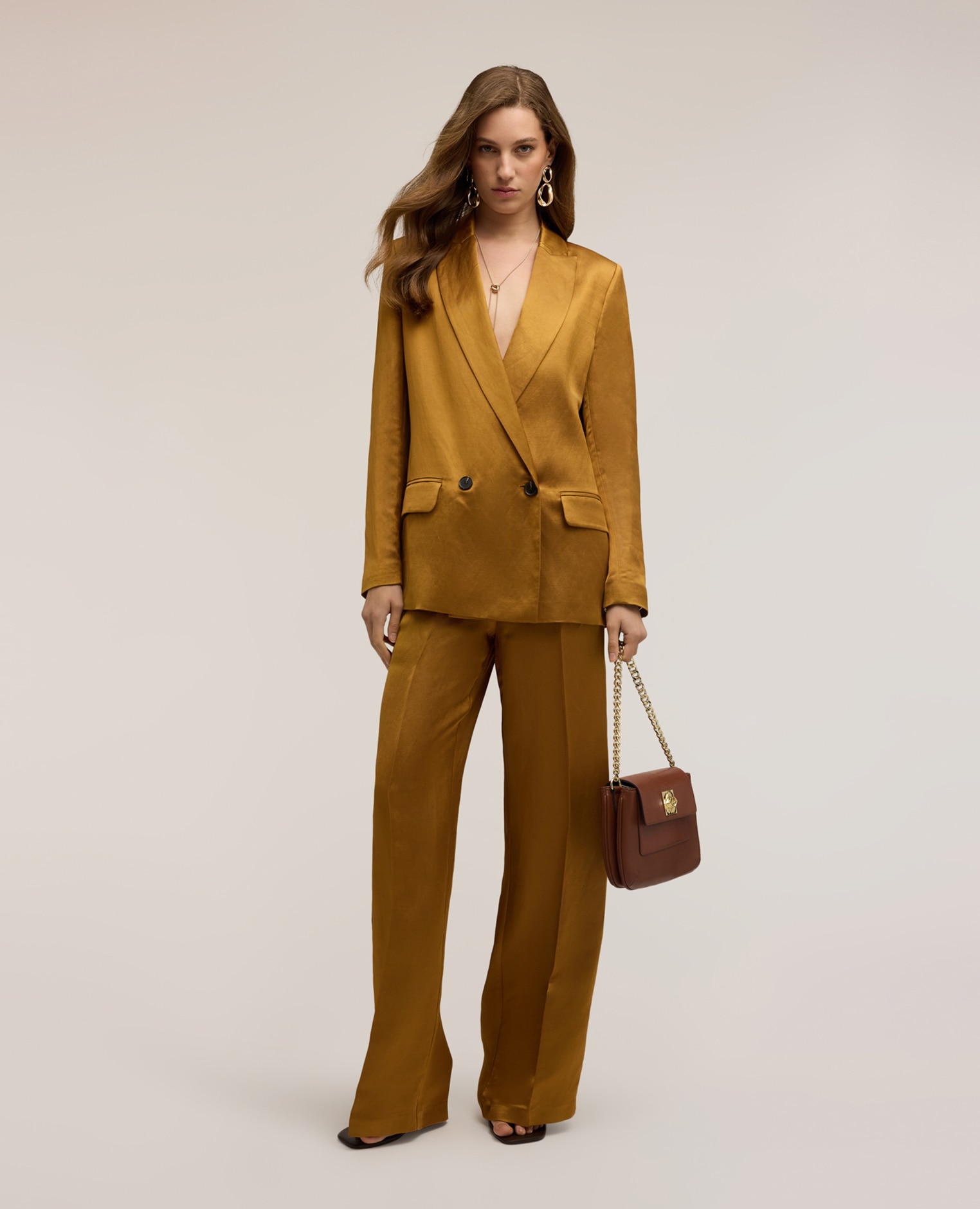 Chaqueta de mujer estructurada de doble botonadura en mezcla de lino modelo cruzado con cierre de botones largo medio - Motivi - Amarillo Amarillo-3