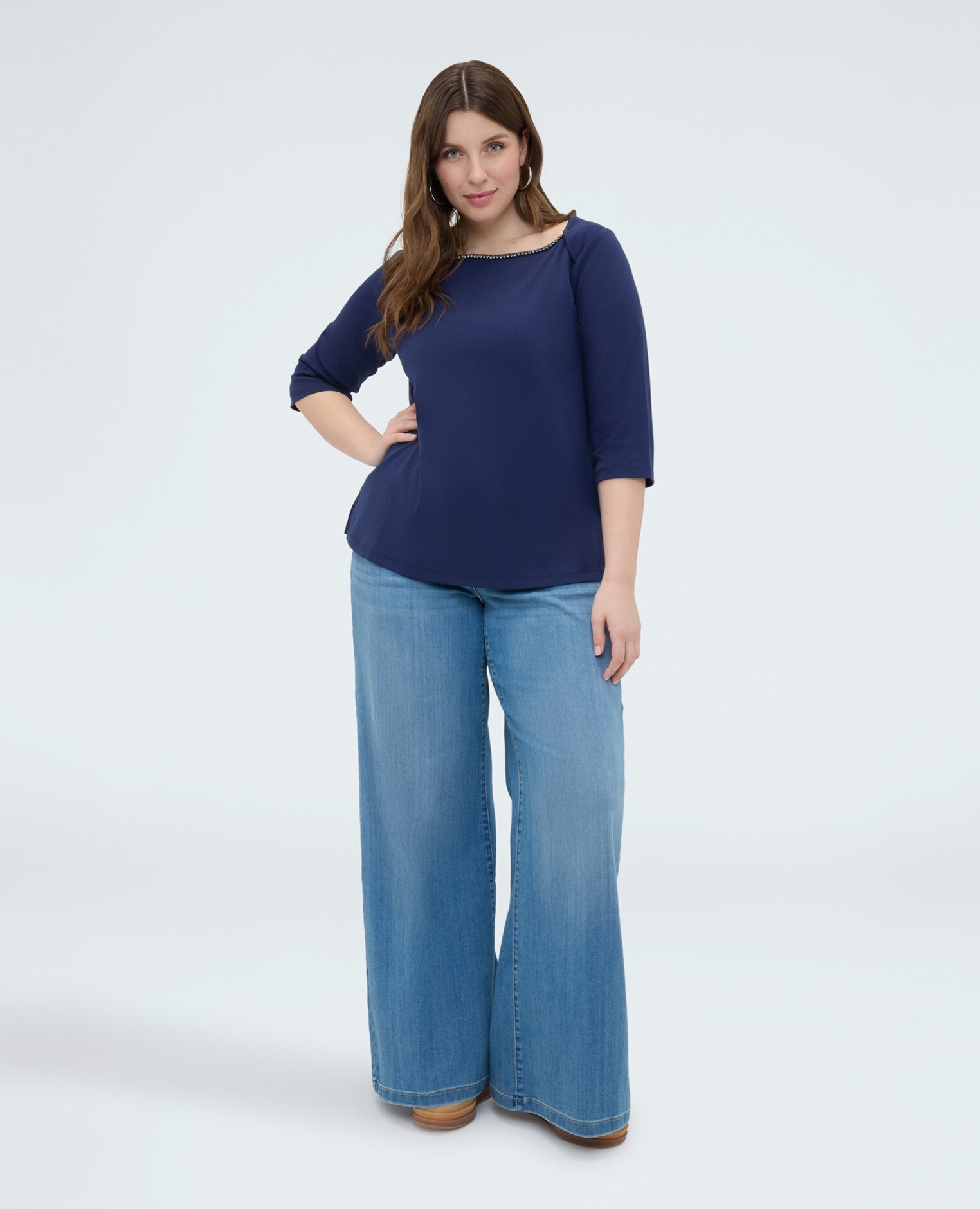 Camiseta de mujer de jersey con aplicaciones joya aplicaciones joya a lo largo del escote - Fiorella Rubino - Azul Azul-3