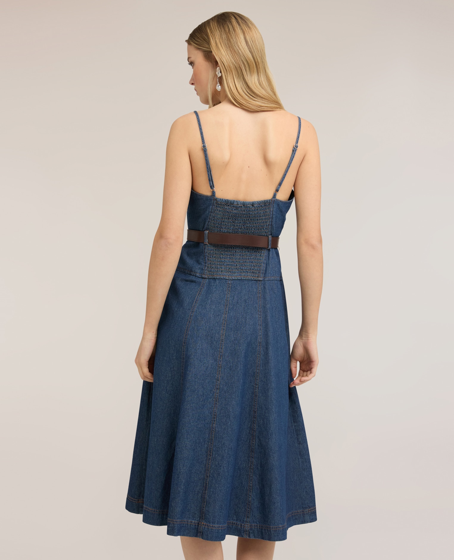 Vestido midi en denim con escote corazón tirantes finos ajustables escote corazón con cortes moldeadores - Motivi - Azul Azul-2