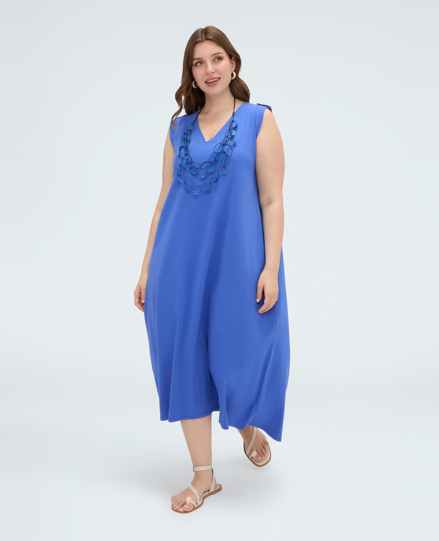 Vestido largo con escote en v hombros con aplicaciones de botón decorativo - Fiorella Rubino - Azul Azul-3