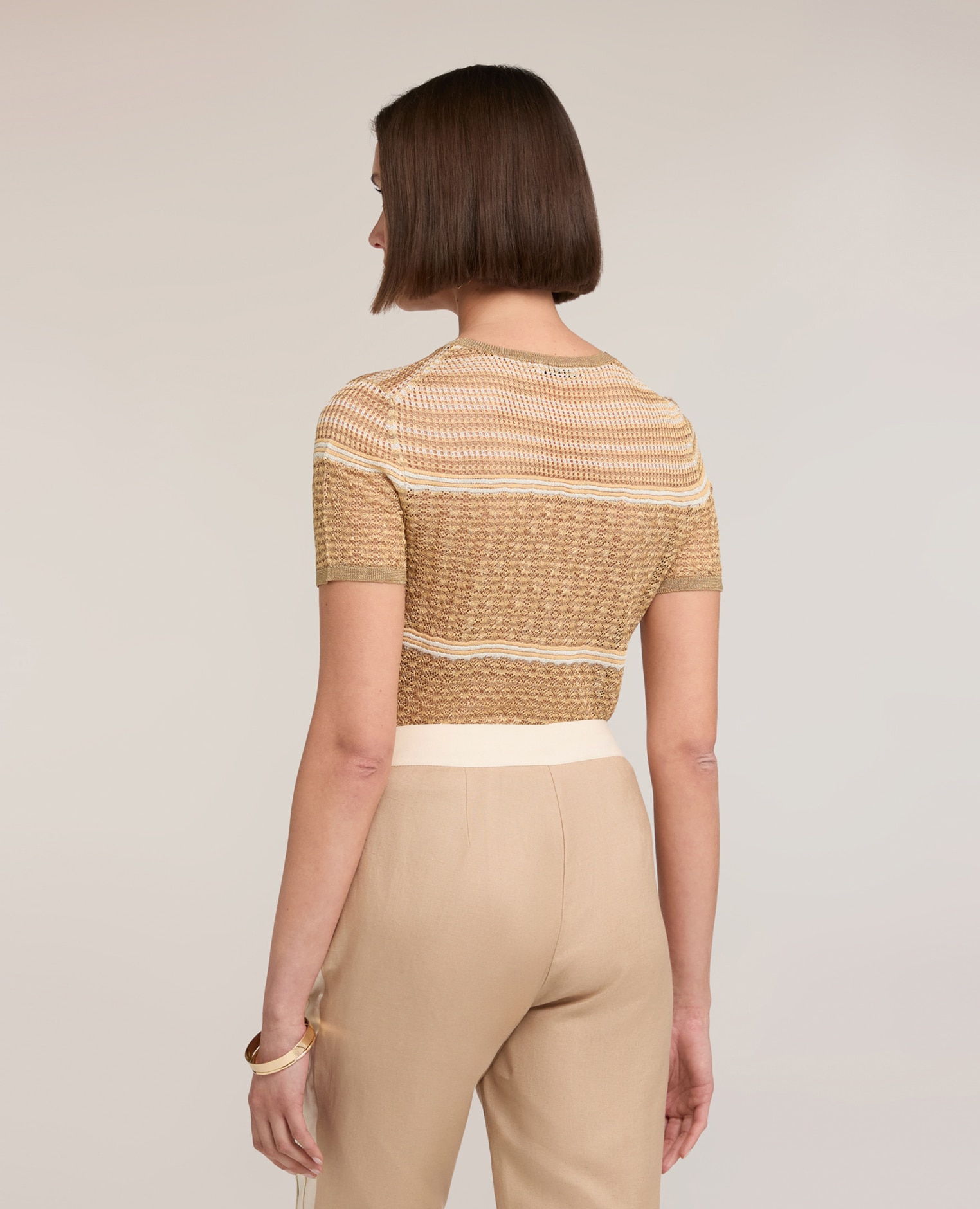 Jersey de mujer de rayas mezcla lurex modelo corto con cuello redondo y abertura central con keyhole - Motivi - Beige Beige-2