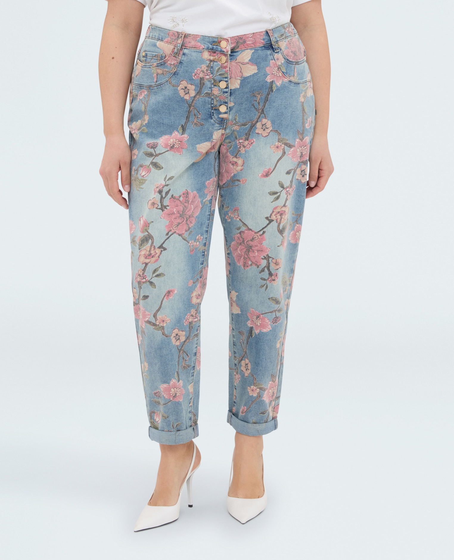 Vaqueros de mujer barrell con estampado floral cierre con 4 botones y cremallera delante elástico en cintura detrás - Fiorella Rubino - Azul claro Azul claro-3