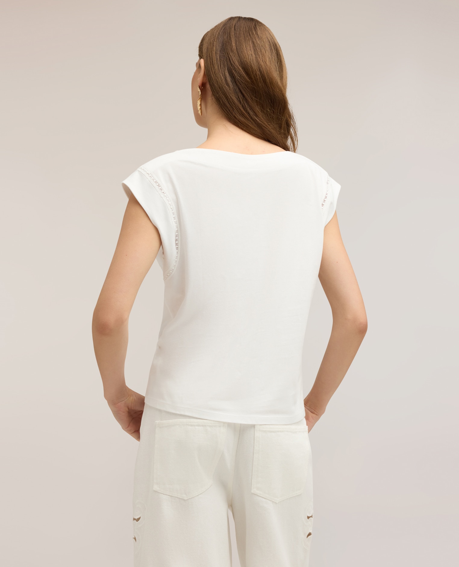 Camiseta de mujer tipo kimono con bordados ajuste regular con escote barco - Motivi - Blanco Blanco-2