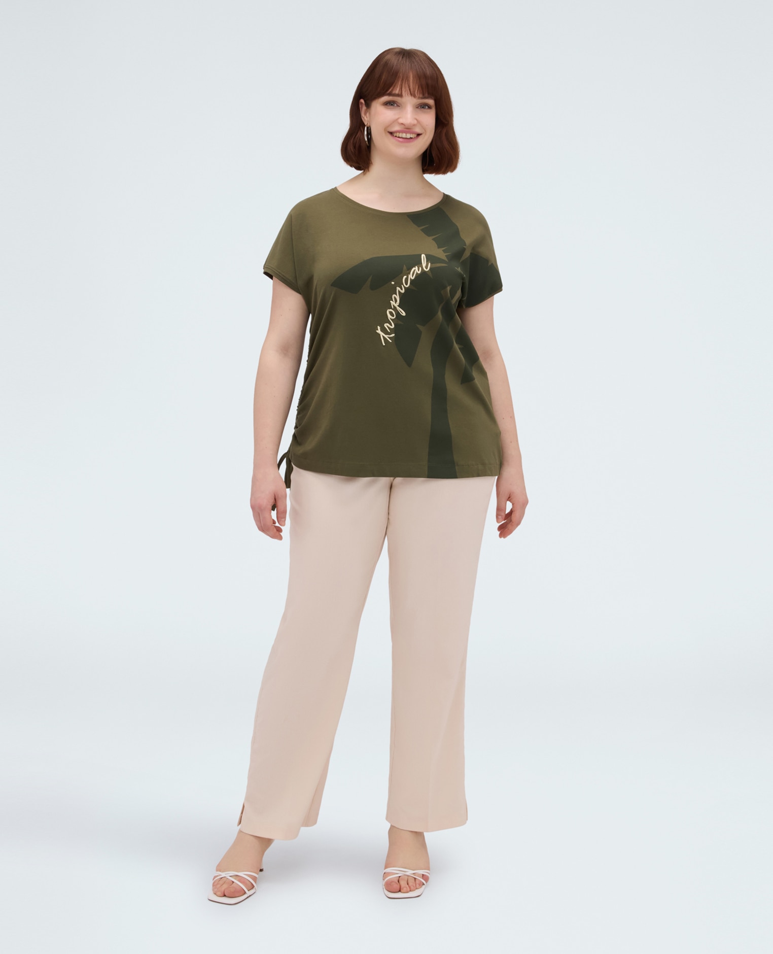 Camiseta de mujer de jersey con estampado y bordado inscripción en el frente y estampado tropical - Fiorella Rubino - Verde militar Verde militar-3