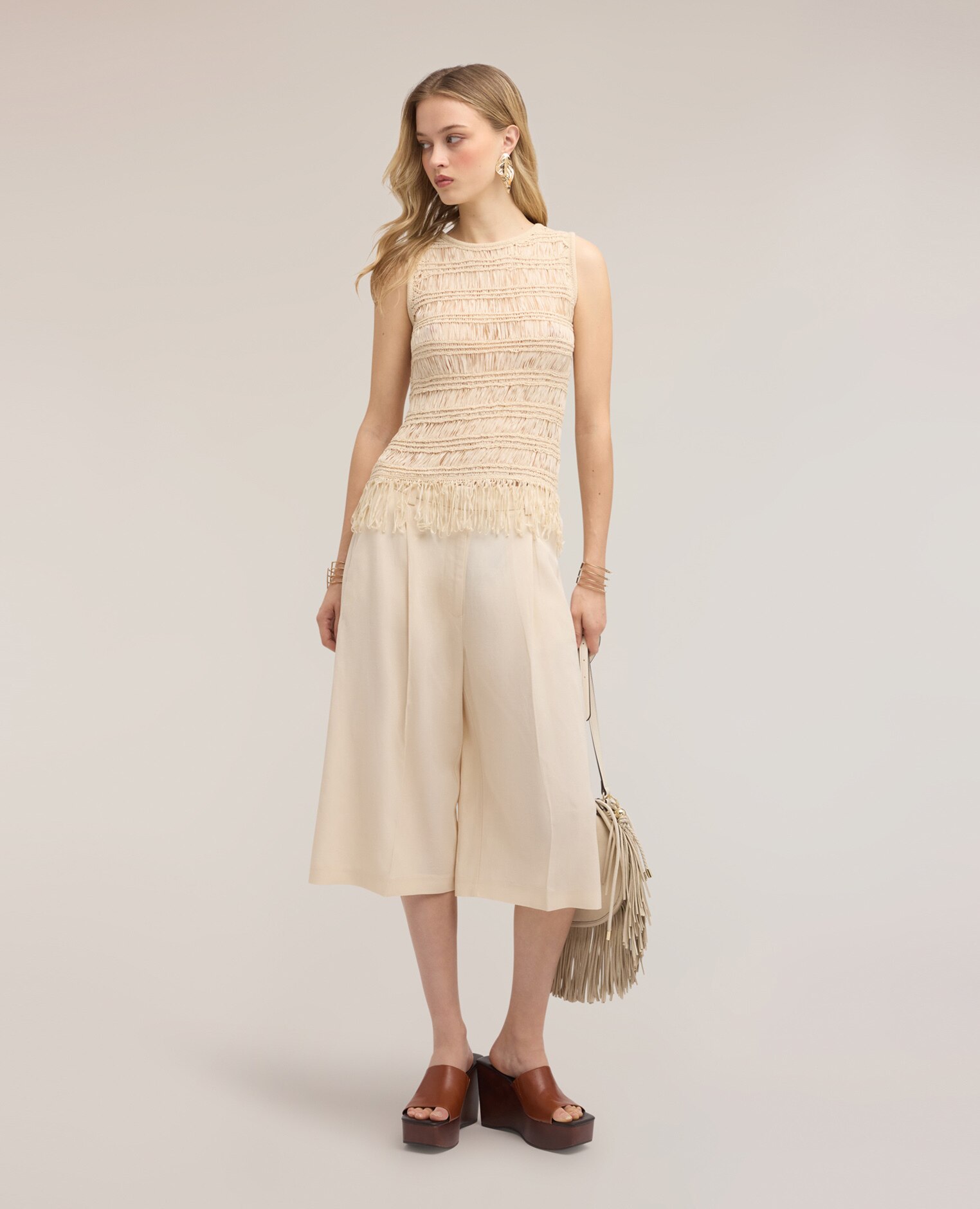 Top de mujer de punto macramé con flecos longitud media ajuste regular - Motivi - Beige Beige-3