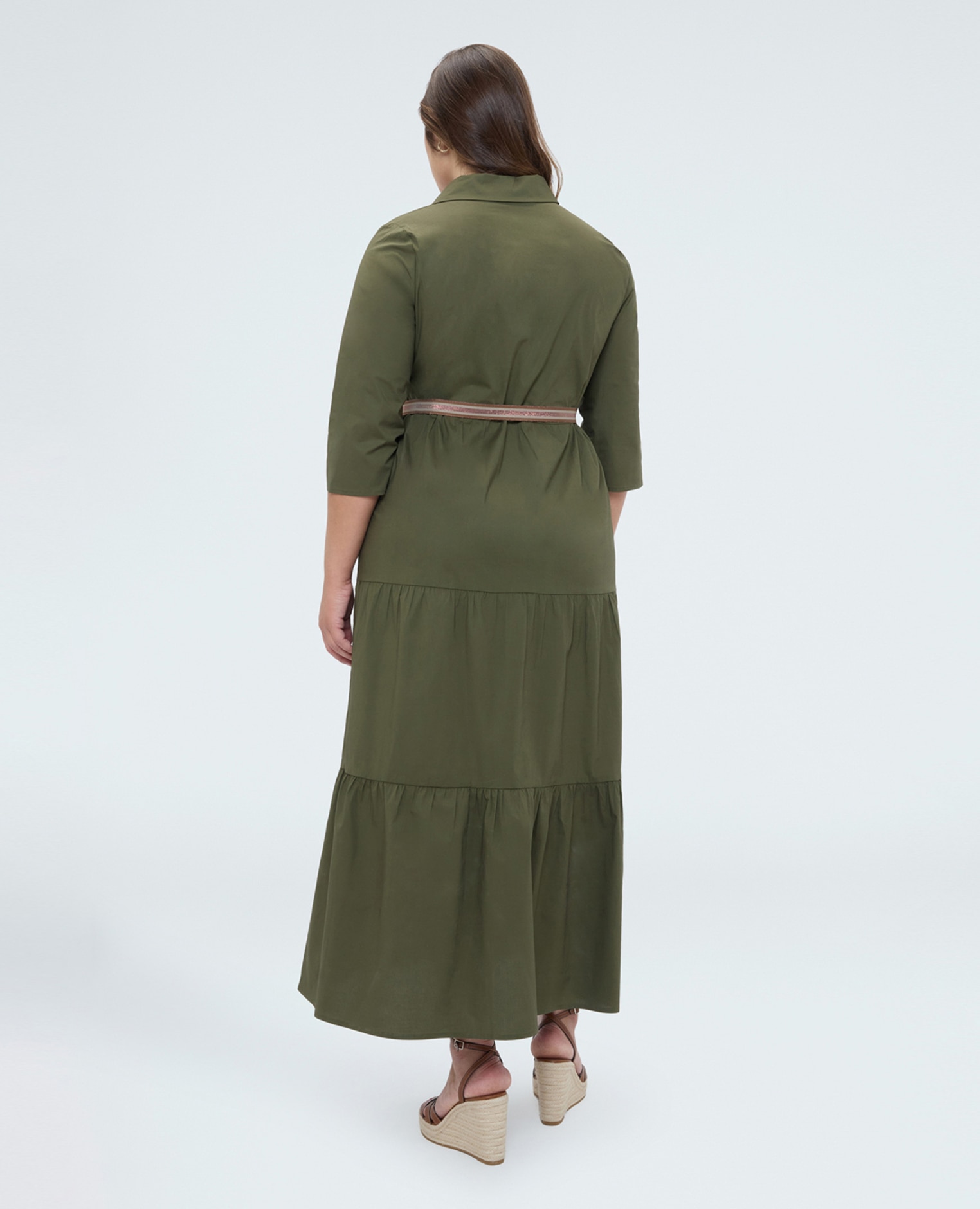 Vestido camisero power en viscosa cierre con botones en el frente y mangas de tres cuartos - Fiorella Rubino - Verde Verde-2