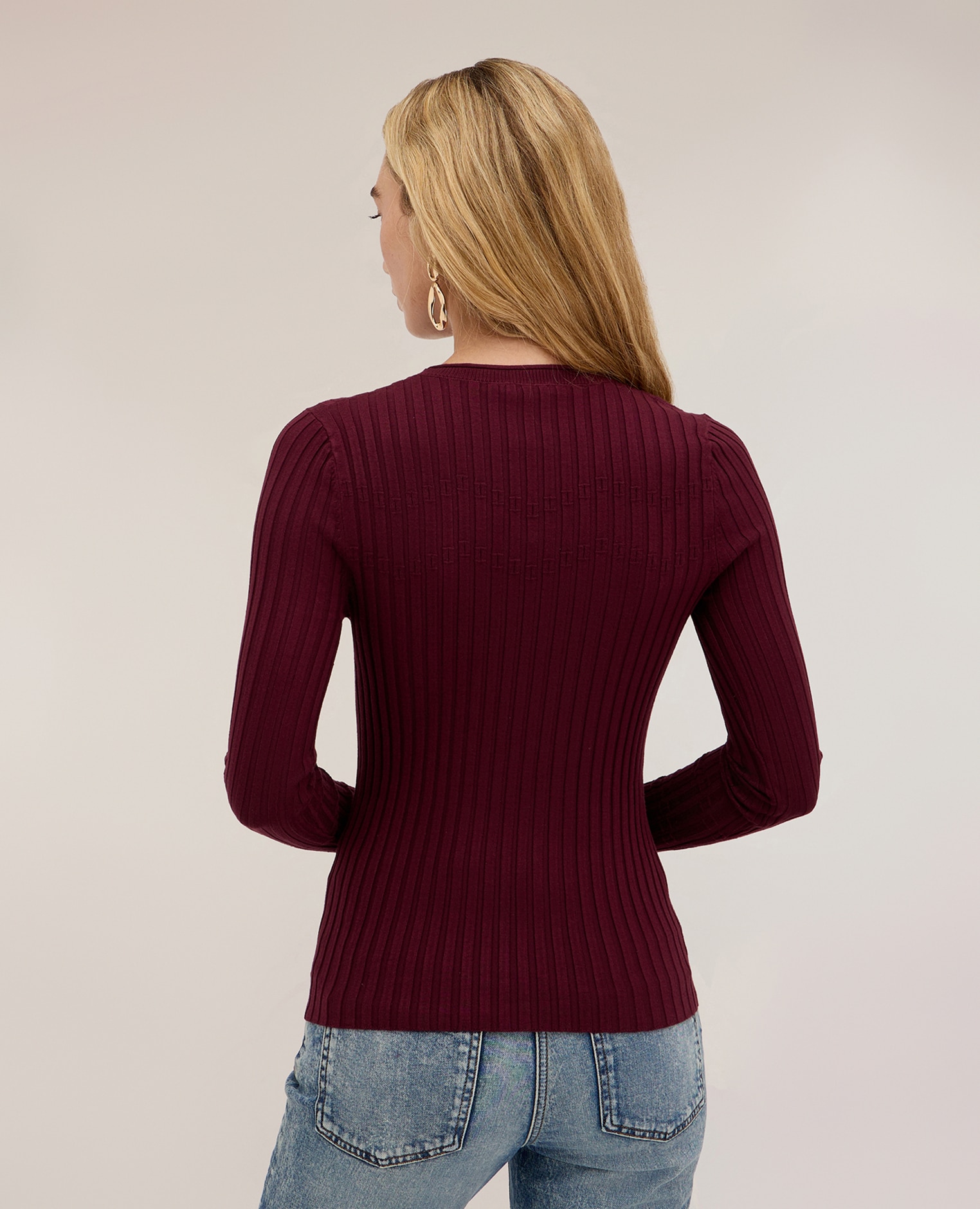 Jersey de mujer de canalé plano con puño acampanado ajuste entallado largo medio - Motivi - Burdeos Burdeos-2