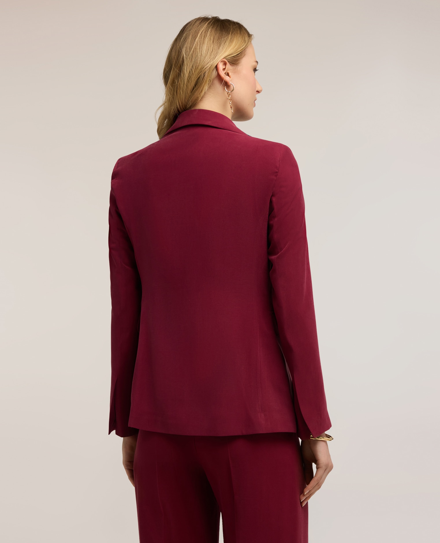 Chaqueta de mujer con aplicaciones y corbata modelo de un botón - Motivi - Burdeos Burdeos-2