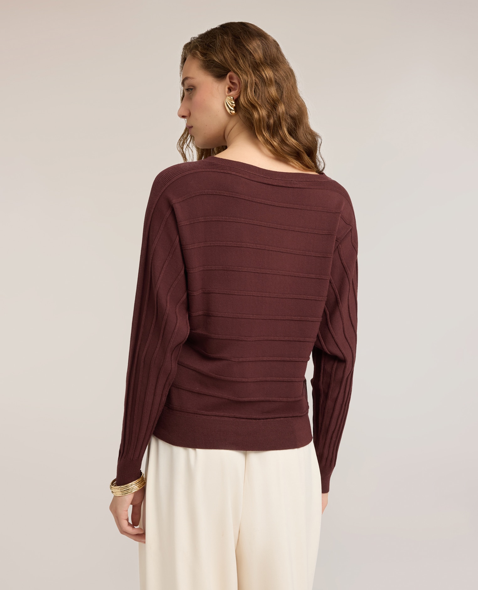 Jersey de mujer de rayas en relieve en mezcla de viscosa ajuste regular largo medio - Motivi - Marrón Marrón-2