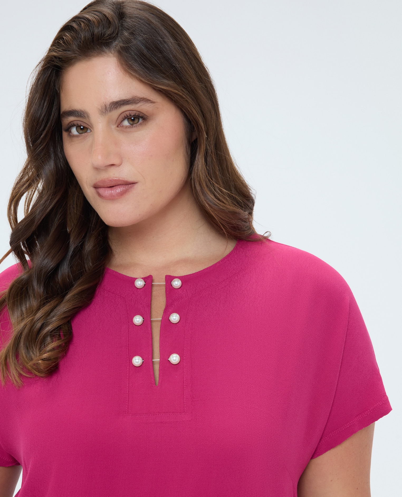 Camiseta de mujer de viscosa con detalle de perlas aplicaciones decorativas de perlas en el escote - Fiorella Rubino - Rojo Rojo-4