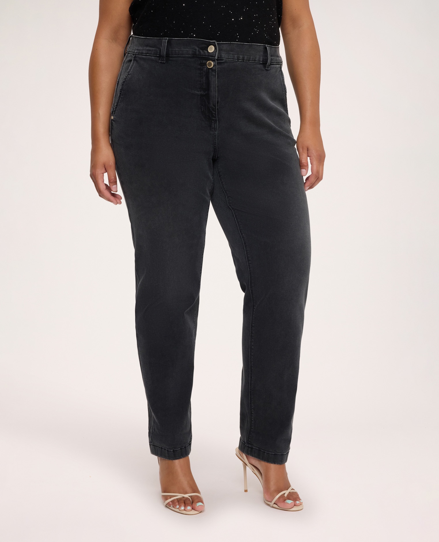 Jeans de mujer balloon lavado black cintura con elástico en la parte trasera cierre con botones y cremallera delante - Fiorella Rubino - Negro Negro-3
