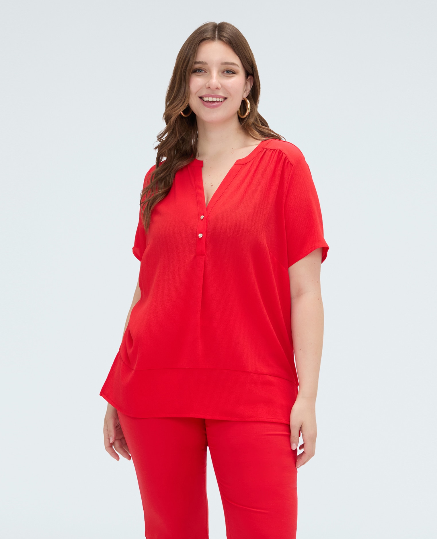 Camiseta de mujer de mezcla de lyocell con botones ajuste y diseño para el máximo confort - Fiorella Rubino - Rojo Rojo-1