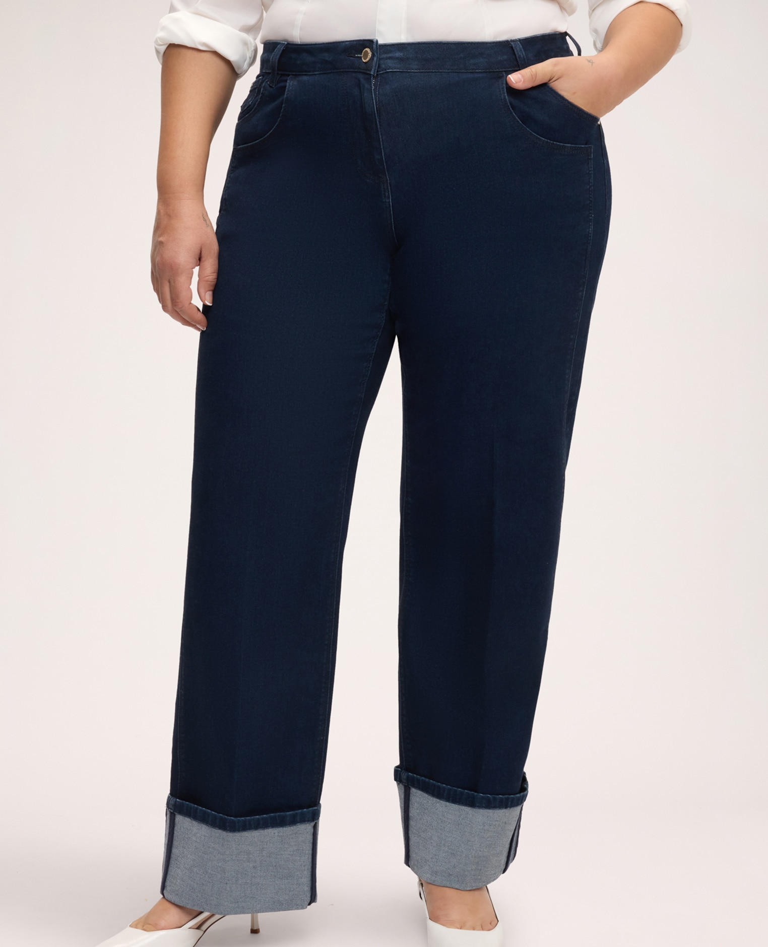 Jeans de mujer wide leg con maxi dobladillo 5 bolsillos dobladillo ancho en el bajo y cierre con botón y cremallera - Fiorella Rubino - Azul Azul-3