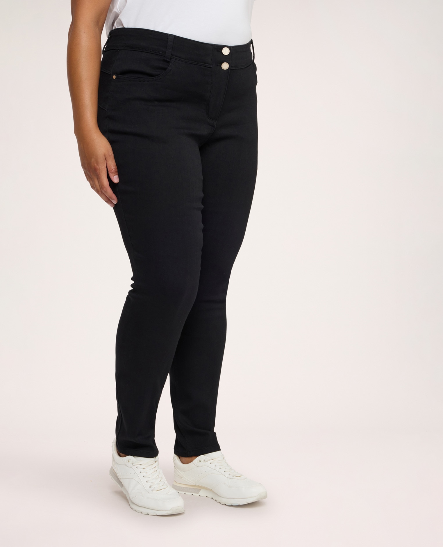 Jeans de mujer skinny con doble botón ajuste y diseño para el máximo confort - Fiorella Rubino - Negro Negro-3