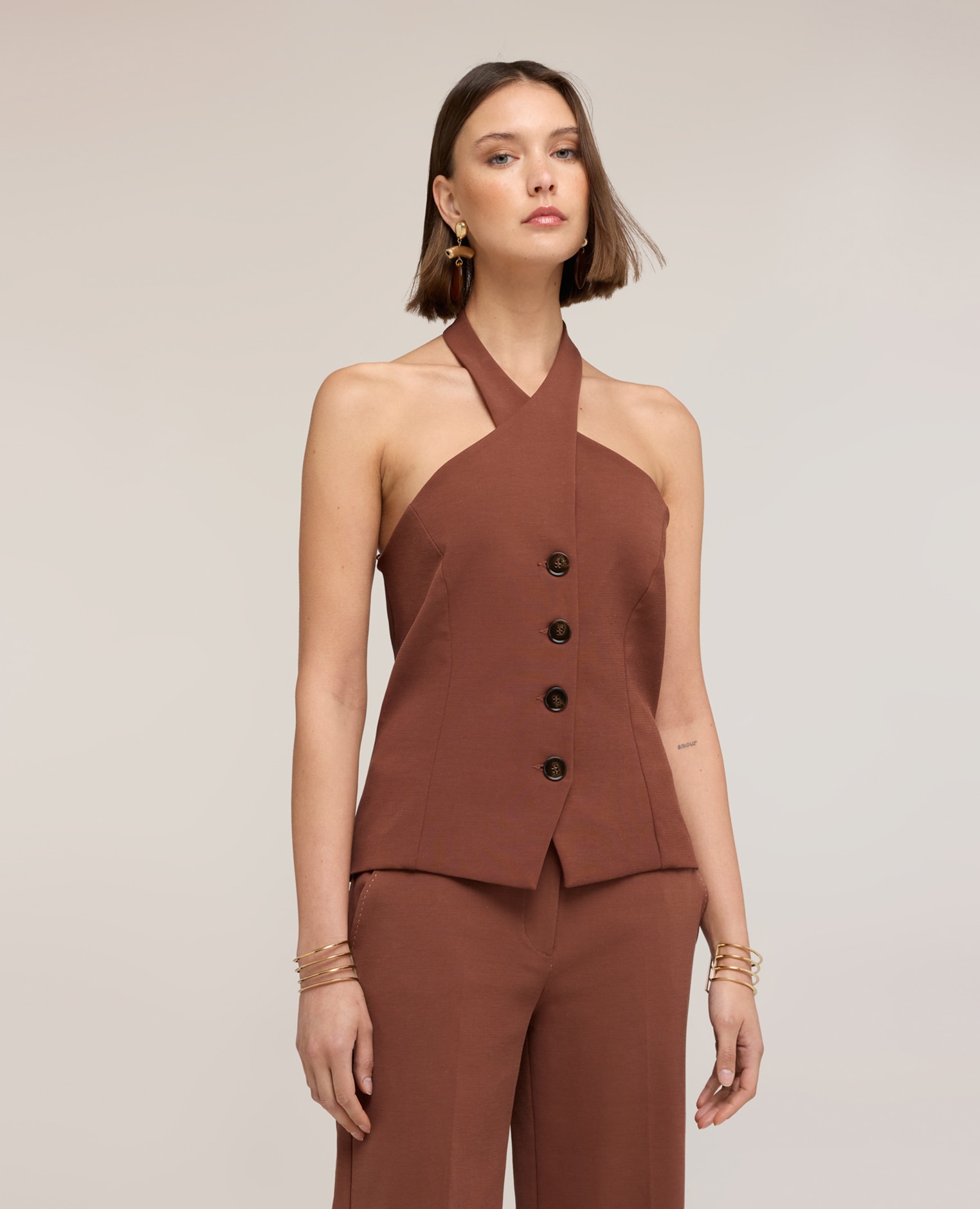 Top de mujer halter neck the tailoring lab ajuste entallado con botonadura frontal - Motivi - Marrón Marrón-1