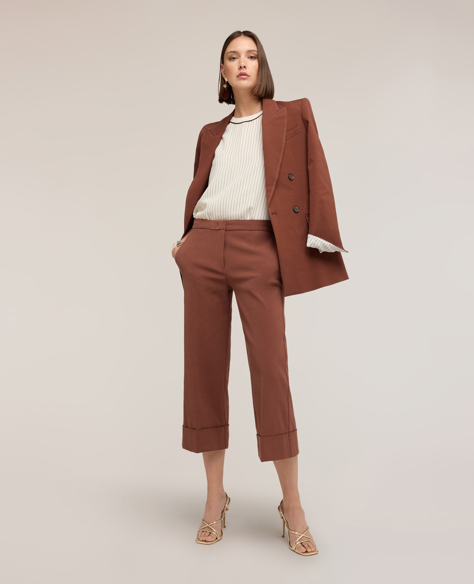 Pantalones de mujer cropped the tailoring lab ajuste regular cierre con corchete y cremallera - Motivi - Marrón Marrón-3