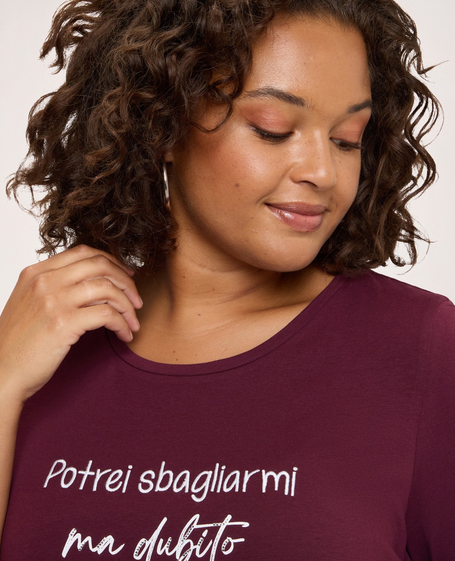 Camiseta de mujer de algodón con frase irónica ajuste regular para el máximo confort - Fiorella Rubino - Burdeos Burdeos-4