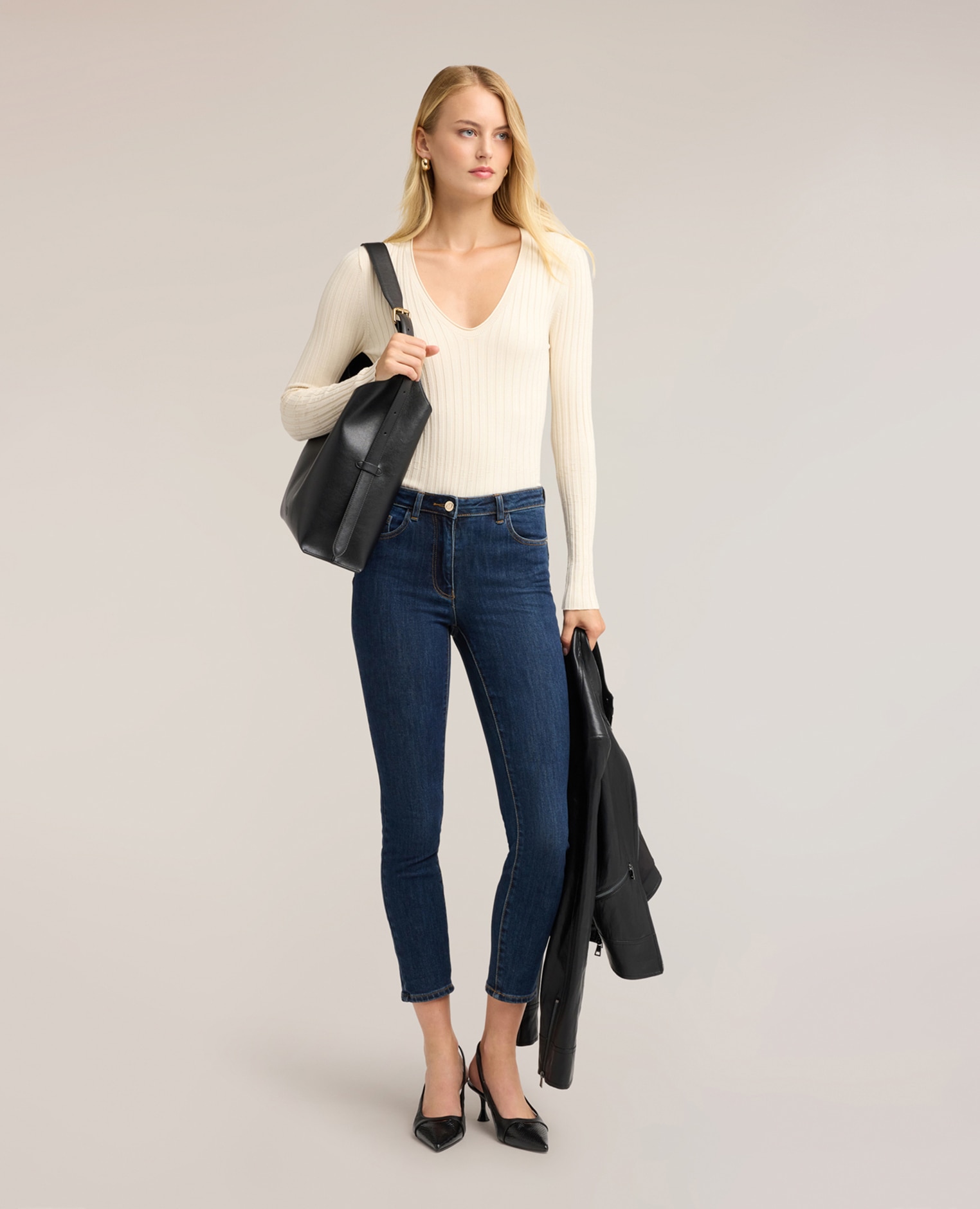 Jersey de mujer de canalé plano con escote en v ajuste entallado largo medio - Motivi - Blanco Blanco-3