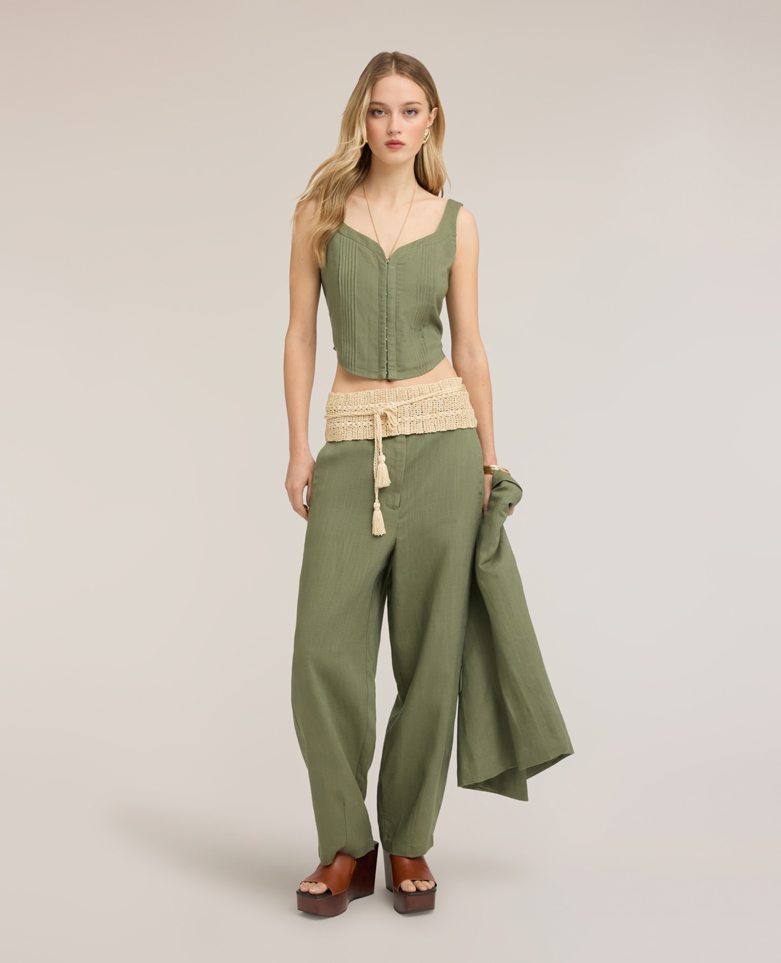 Top de mujer bustier en mezcla de lino lyocell ajuste entallado cierre frontal con corchetes - Motivi - Verde militar Verde militar-3