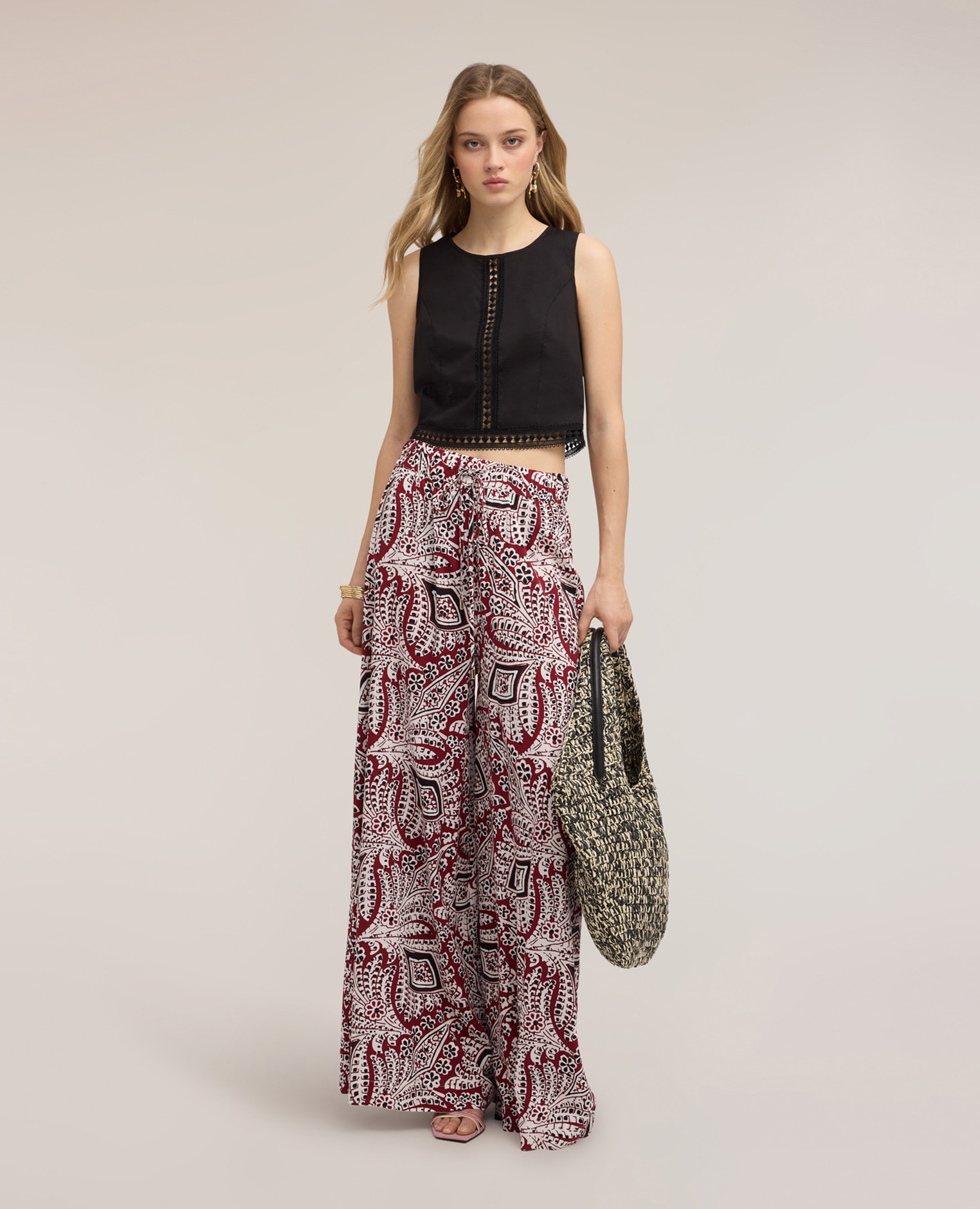 Top de mujer crop de popelín con encaje ajuste boxy cierre con botones - Motivi - Negro Negro-3