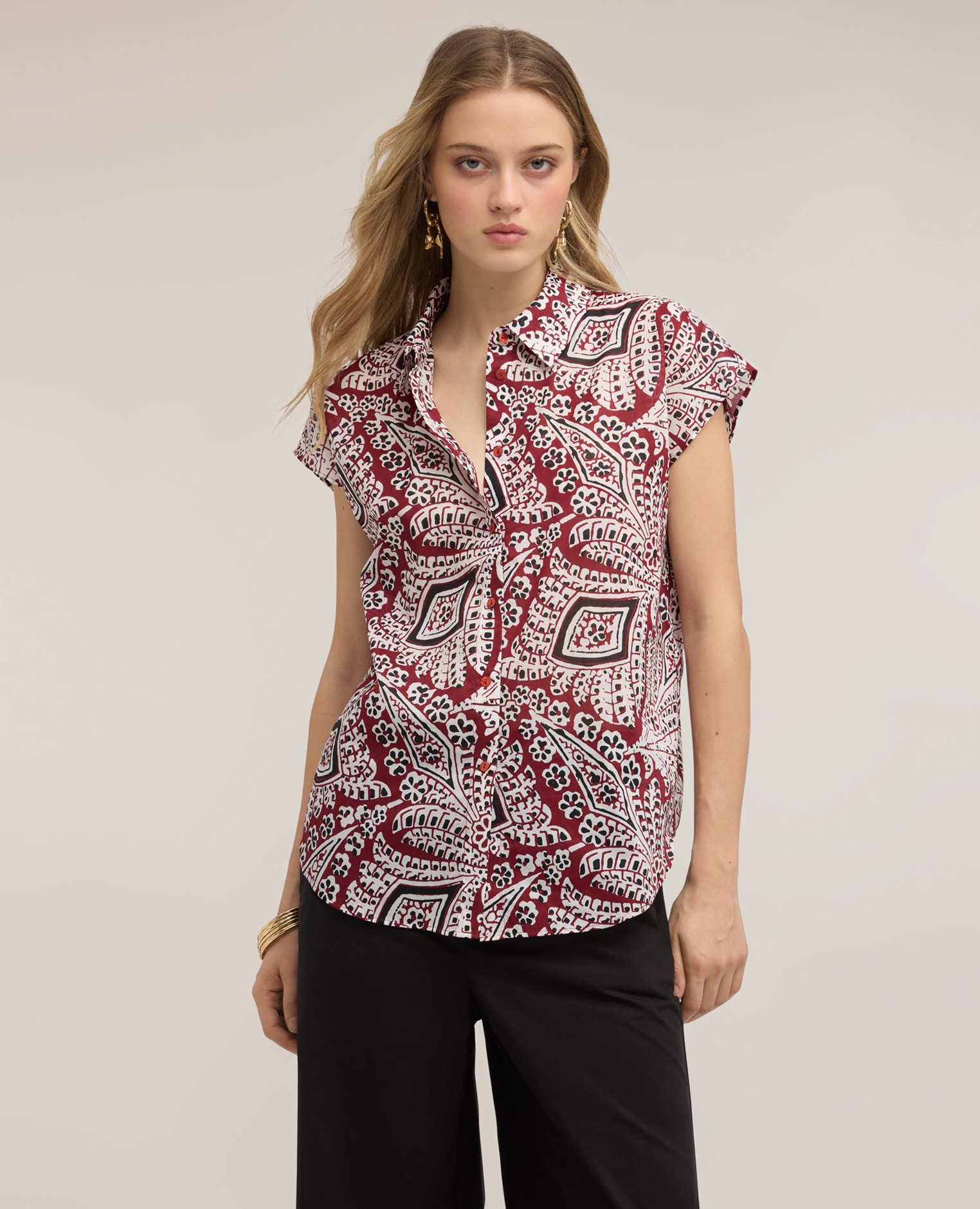 Camisa de mujer de muselina de algodón con estampado ajuste boxy cierre frontal con botones - Motivi - Burdeos Burdeos-1