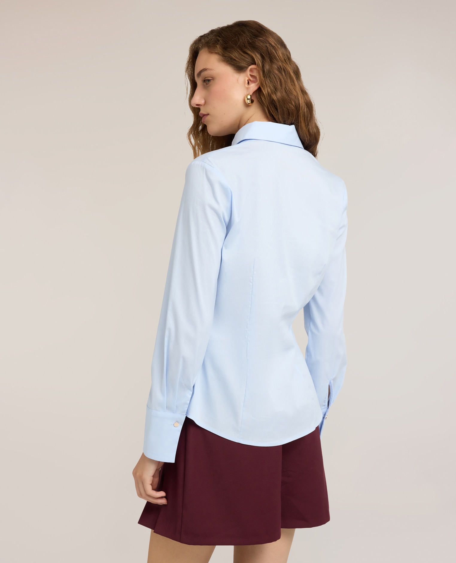 Camisa de mujer de popelín con botones ocultos ajuste entallado cierre frontal inglés con primer botón a la vista - Motivi - Azul claro Azul claro-2