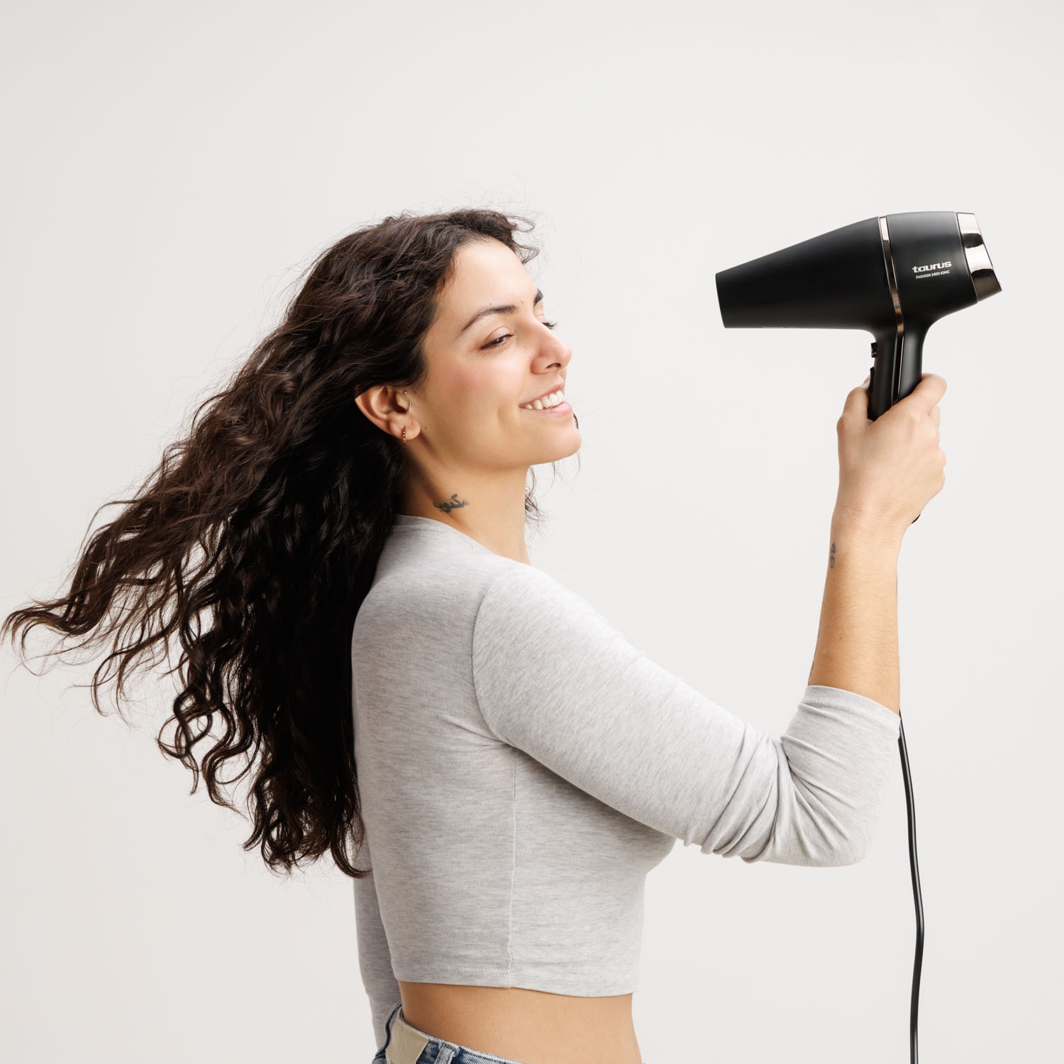 Secador de pelo Taurus Fashion 2400 Ionic Motor AC - Negro Negro-3