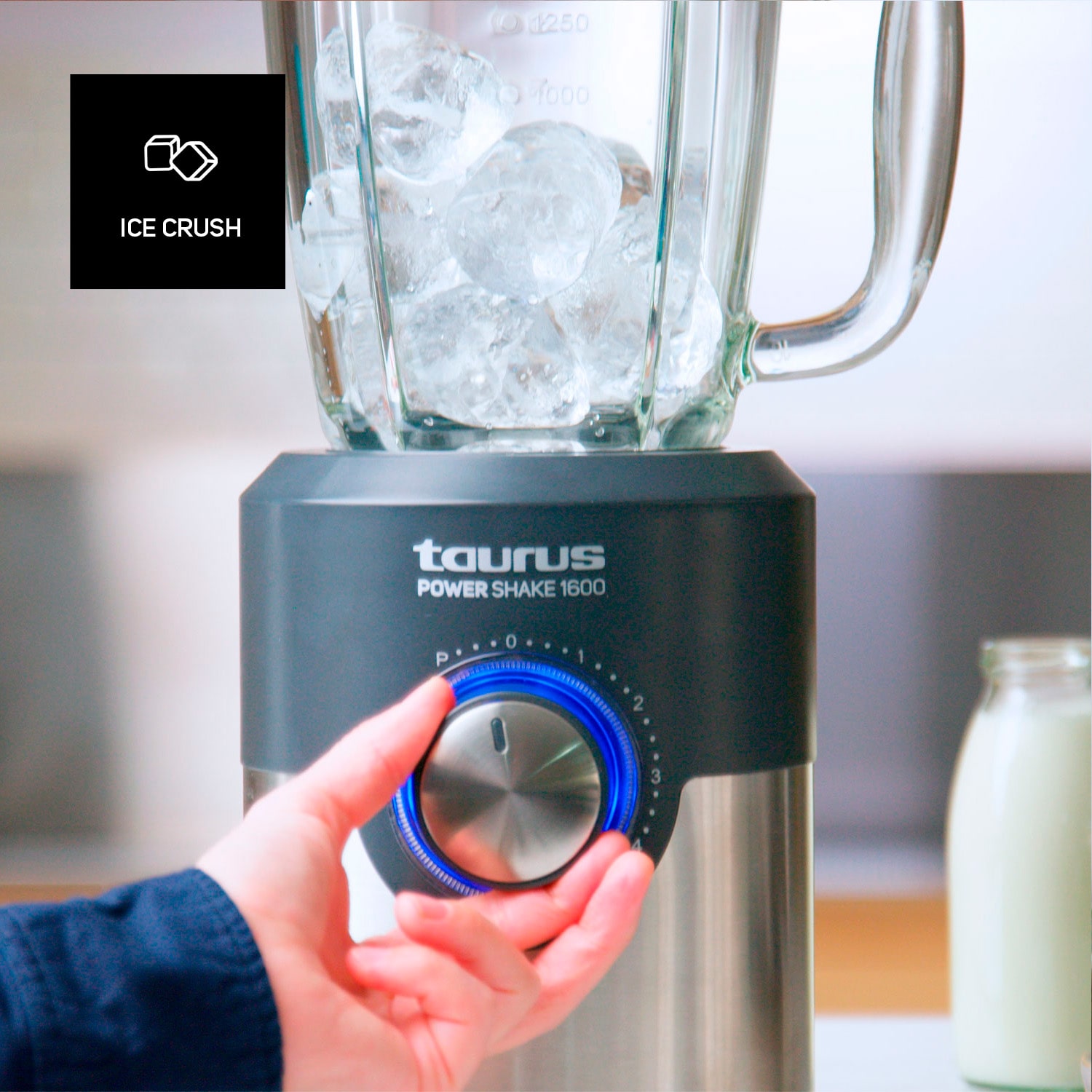 Batidora de vaso Taurus Power Shake 1600 con 5 velocidades 1600W - Negro Negro-3