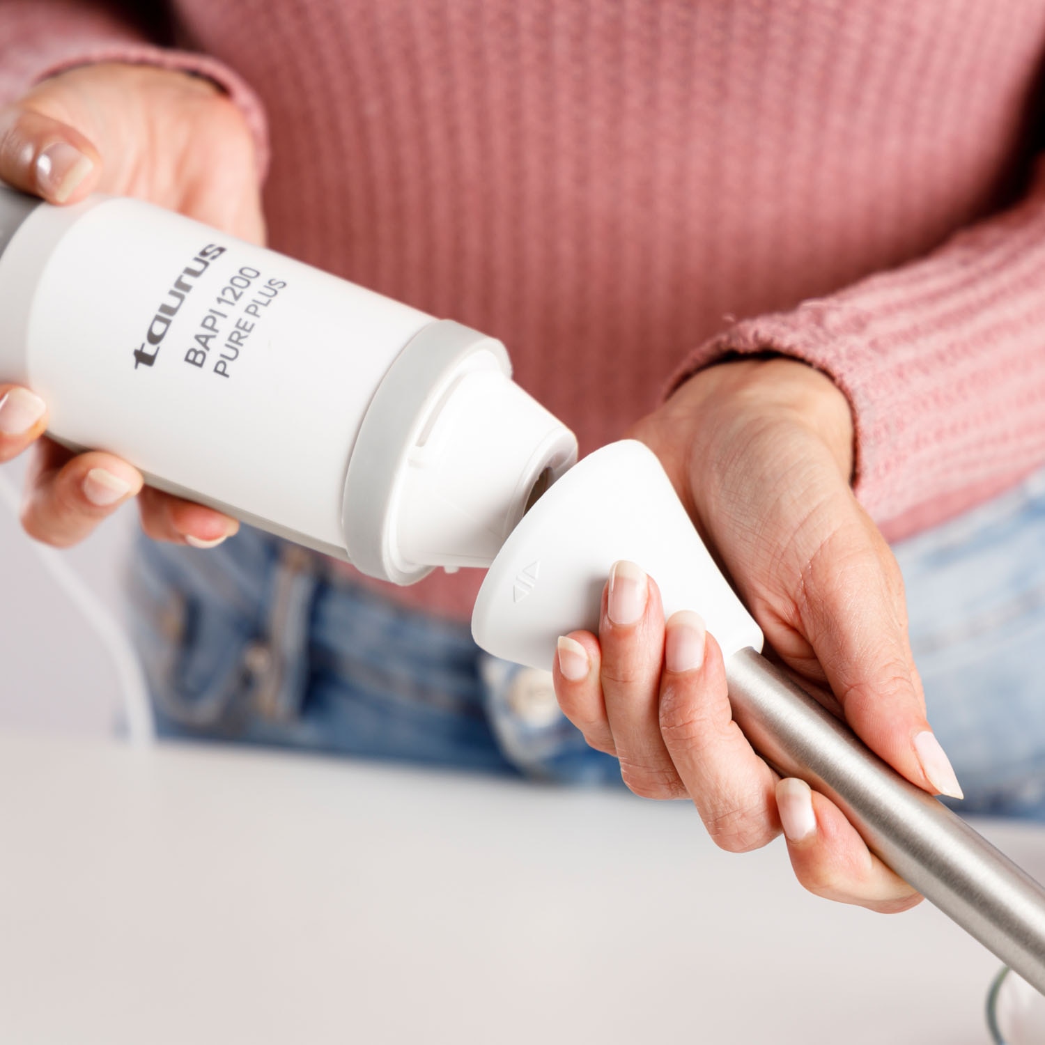 Batidora de mano Taurus Bapi 1200 Pure Plus turbo 1200W - Blanco Blanco-4