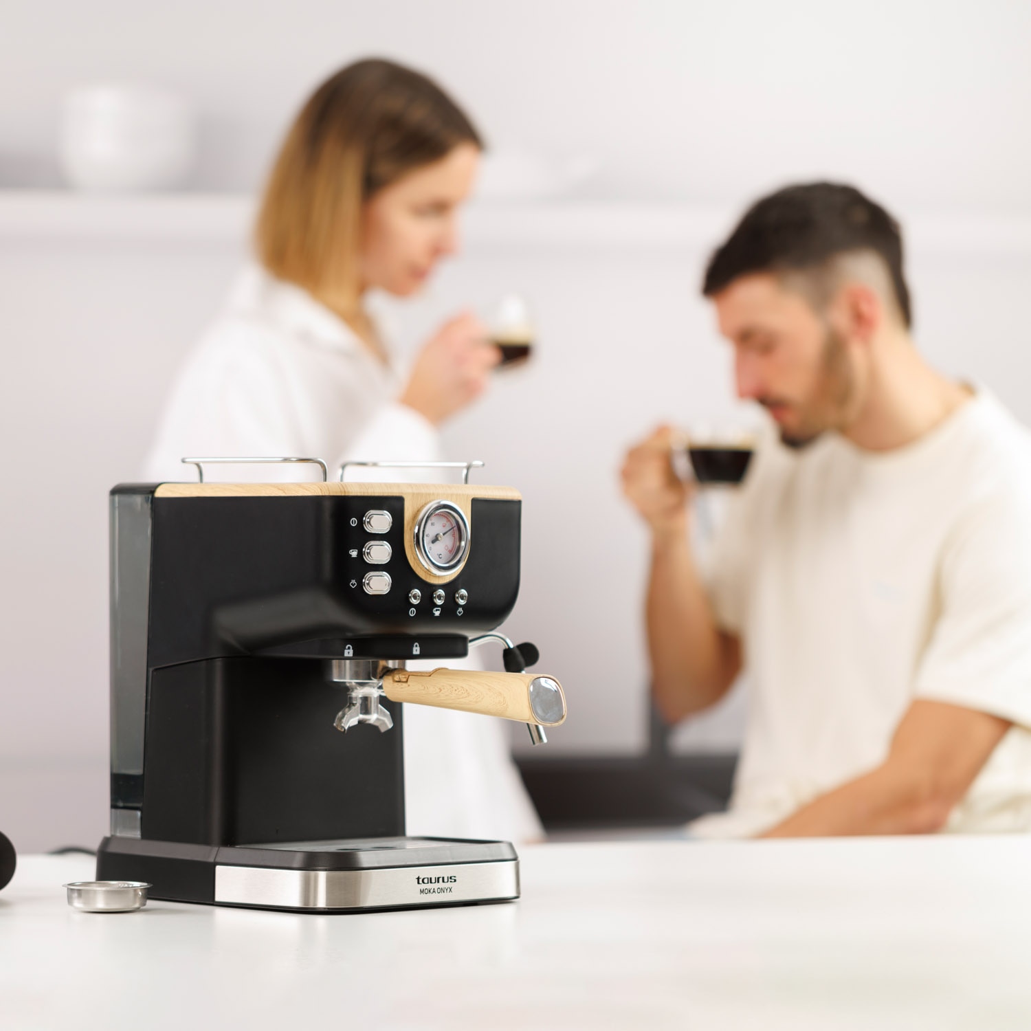Cafetera Espresso manual Taurus Moka Onyx 20 bares - Negro Negro-2