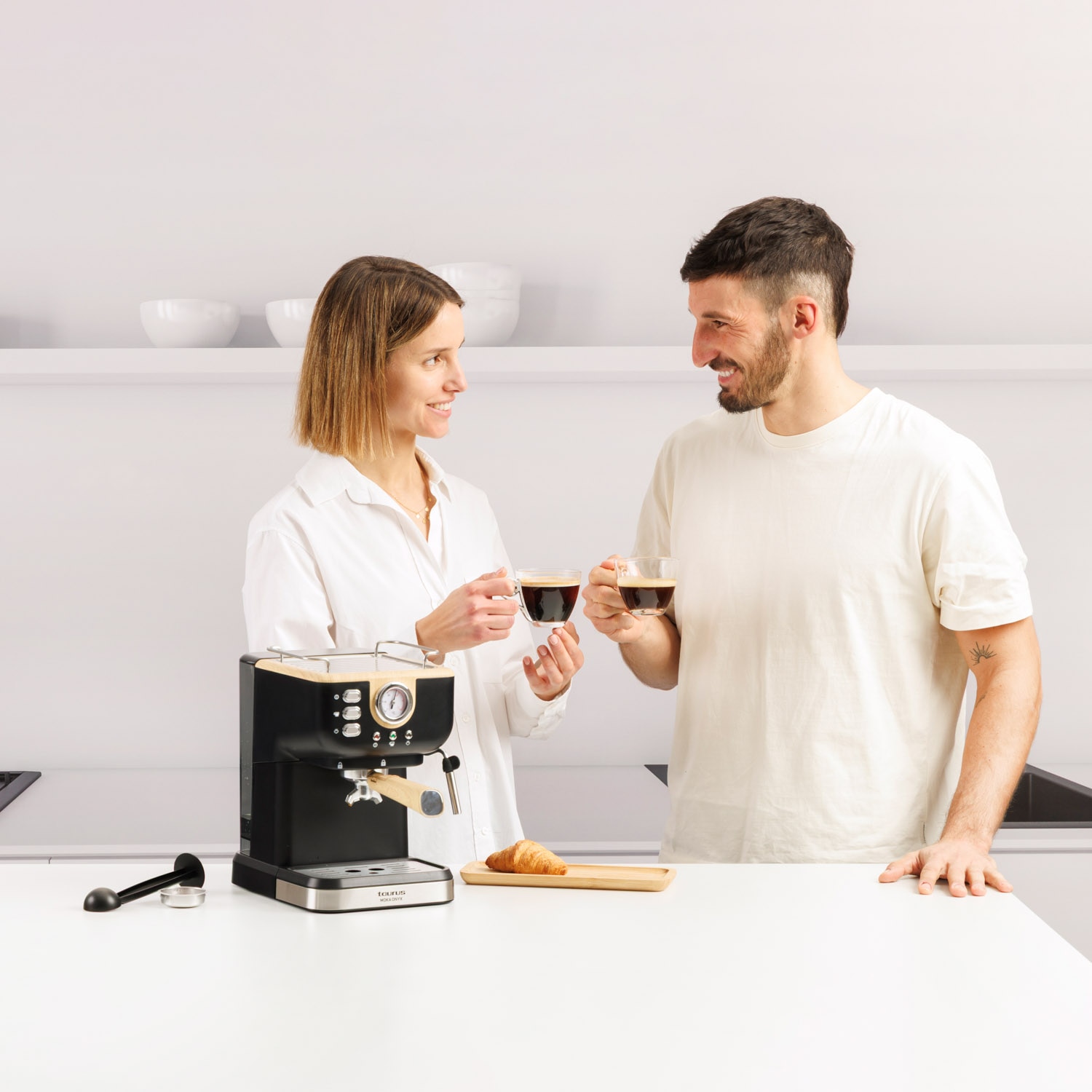Cafetera Espresso manual Taurus Moka Onyx 20 bares - Negro Negro-5