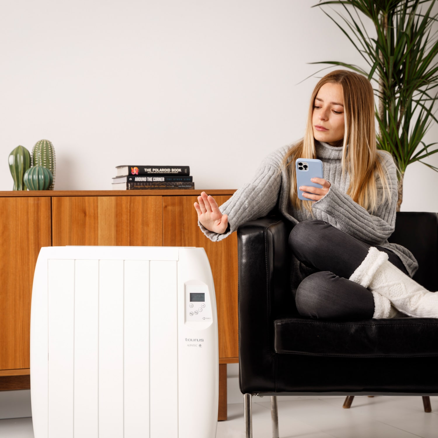 Emisor térmico Taurus Malbork Connect 600 con Wi-Fi app control - Blancos Blancos-2