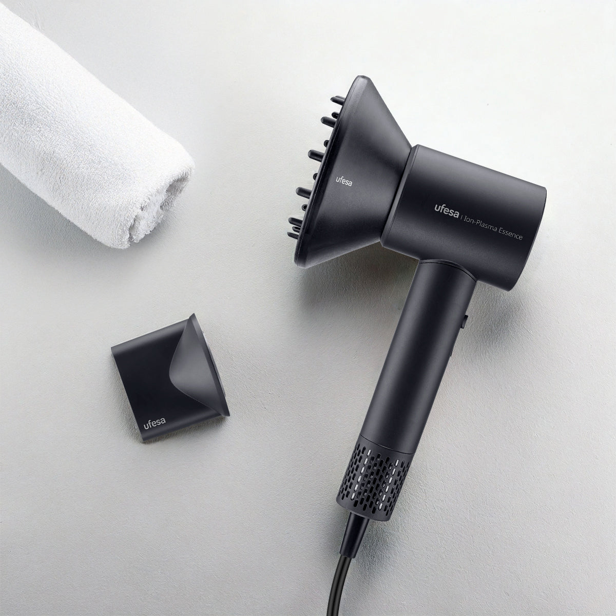 Secador de pelo Ufesa BLDC Ion-Plasma Essence - Negro Negro-2