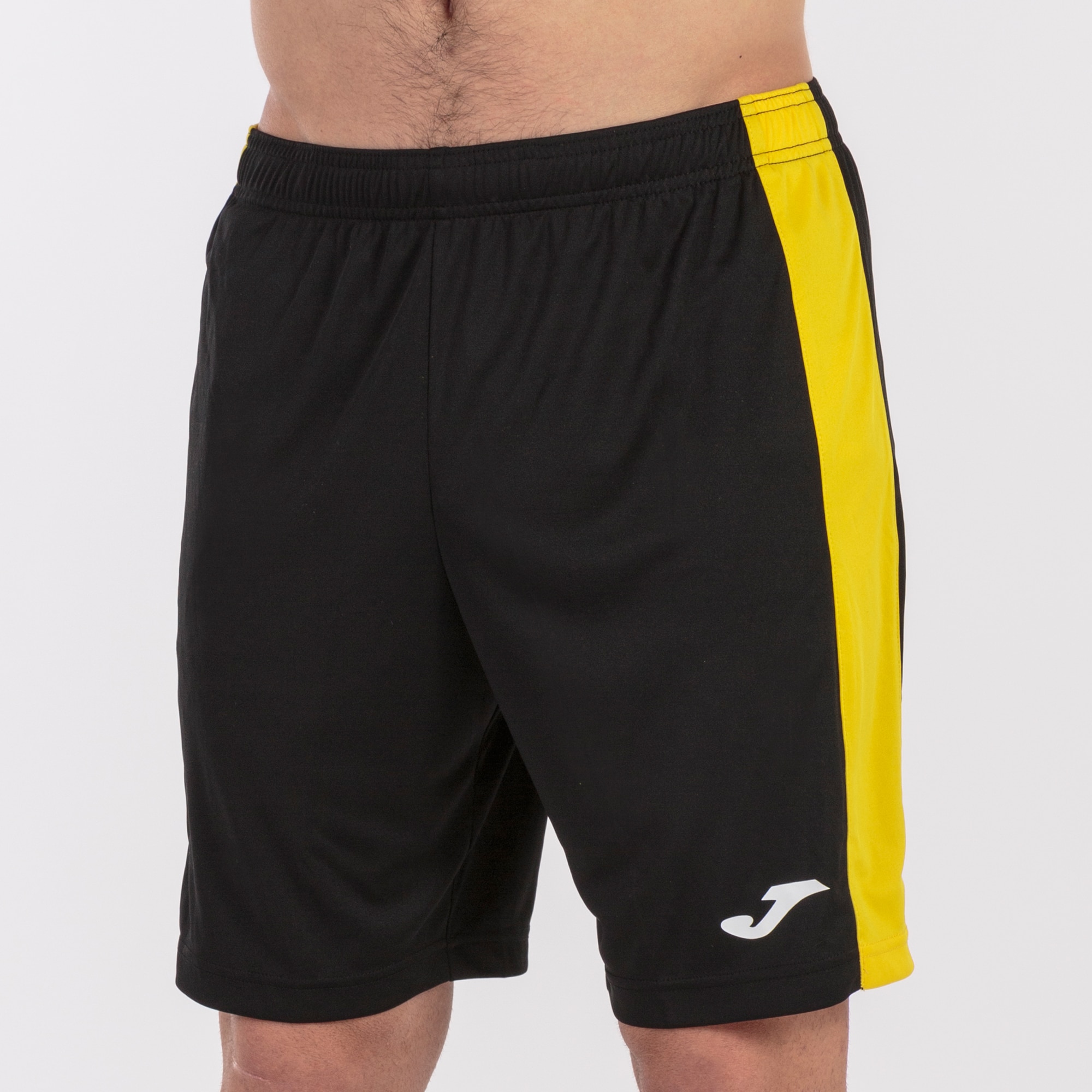 Imagen 0 de Pantalón corto fútbol de hombre Maxi Joma Negro