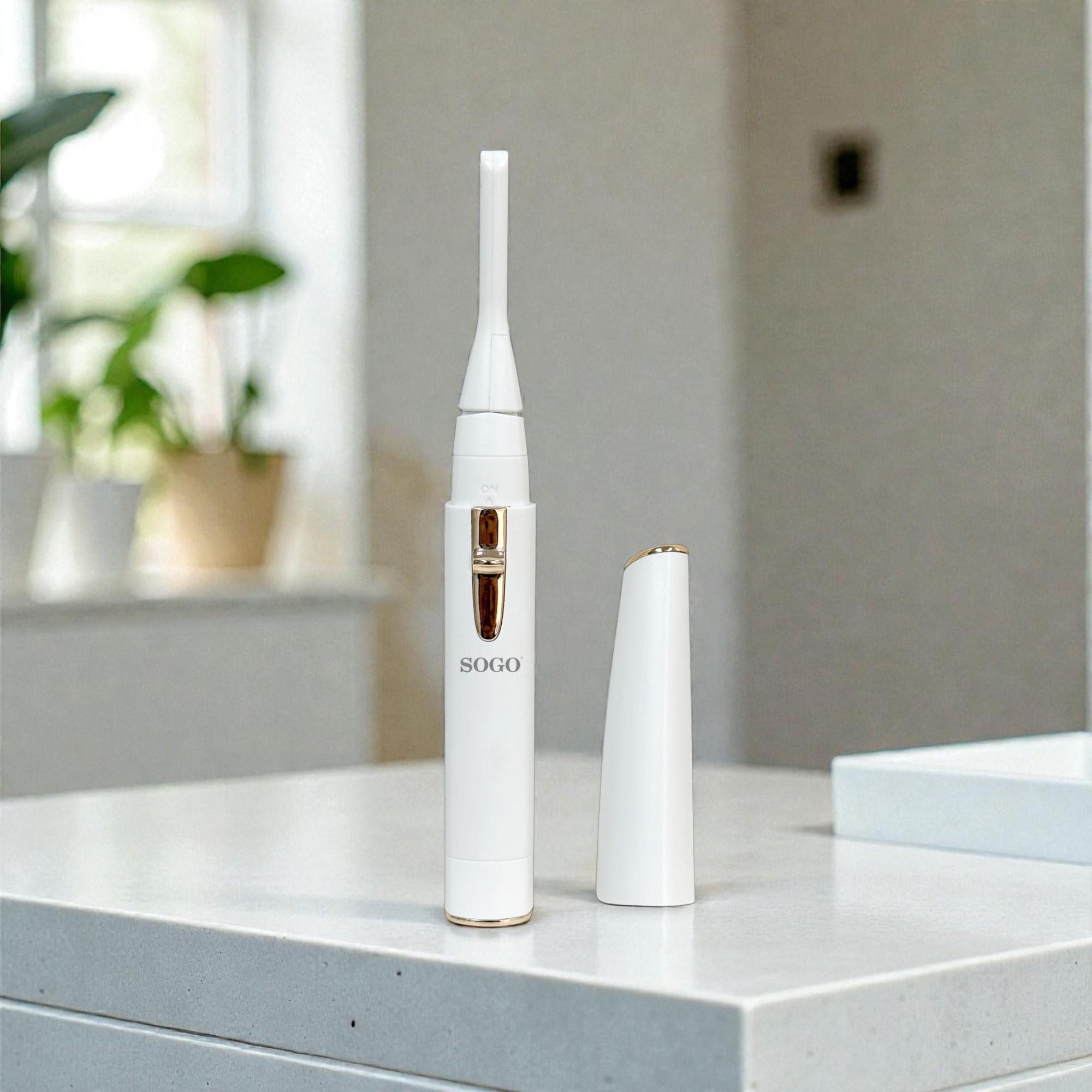 Trimmer Sogo de cejas, corporal suave y preciso, impermeable IPX5, cabezal pivotante y sin irritación - Blanco Blanco-2