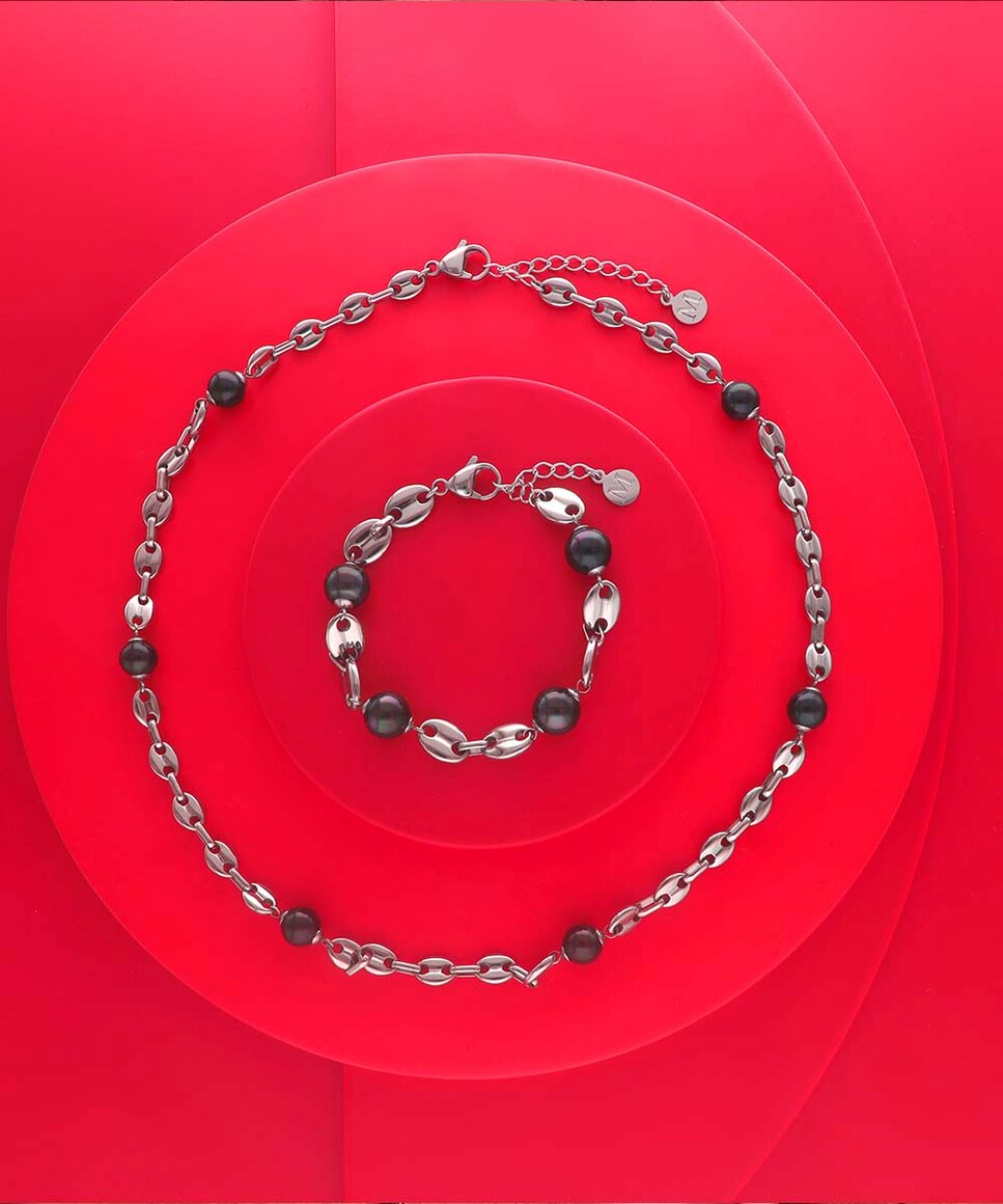 Collar encadenado en acero con perlas negras Sailor Negro-3
