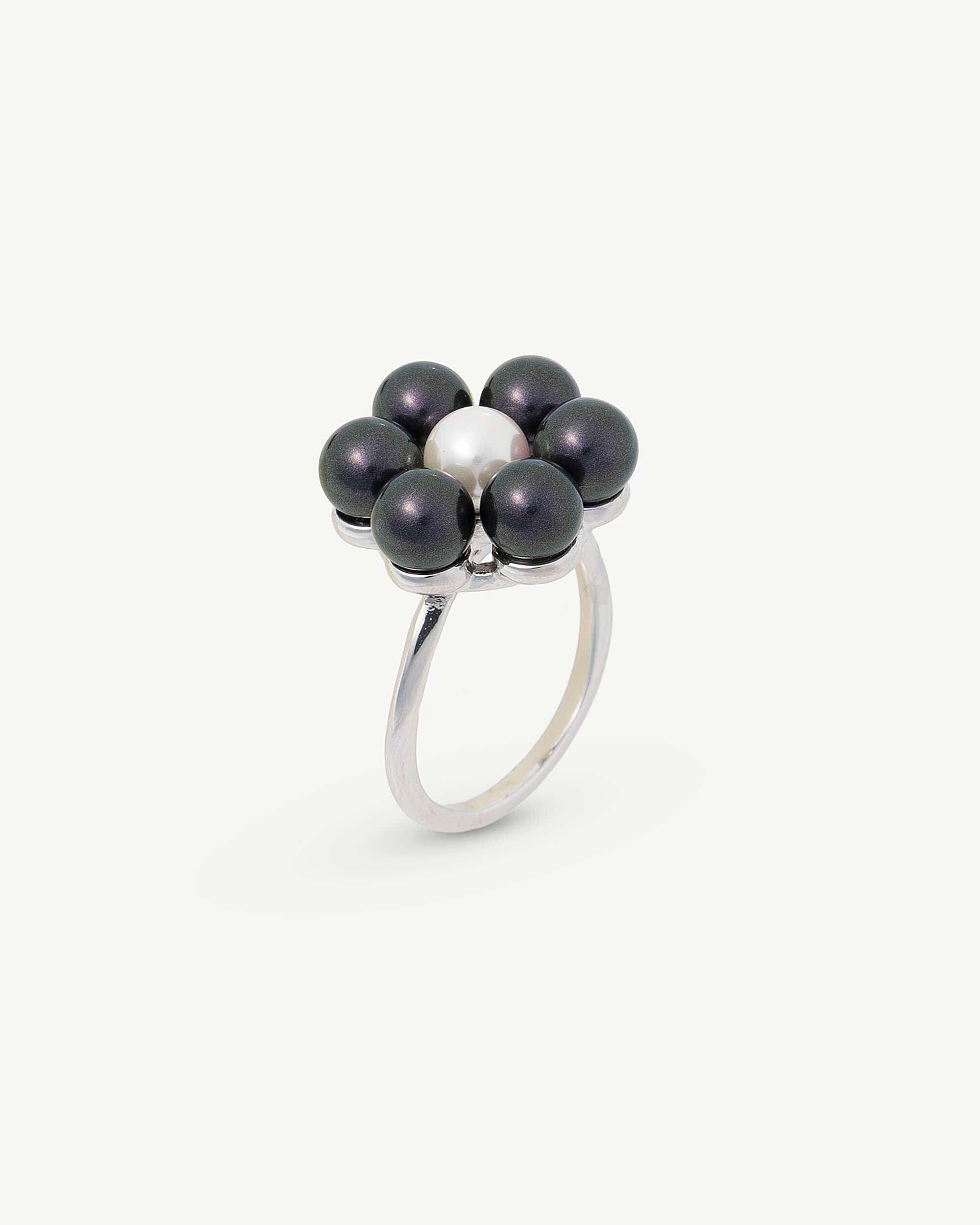 Imagen 0 de Anillo flor negra kate Plateado
