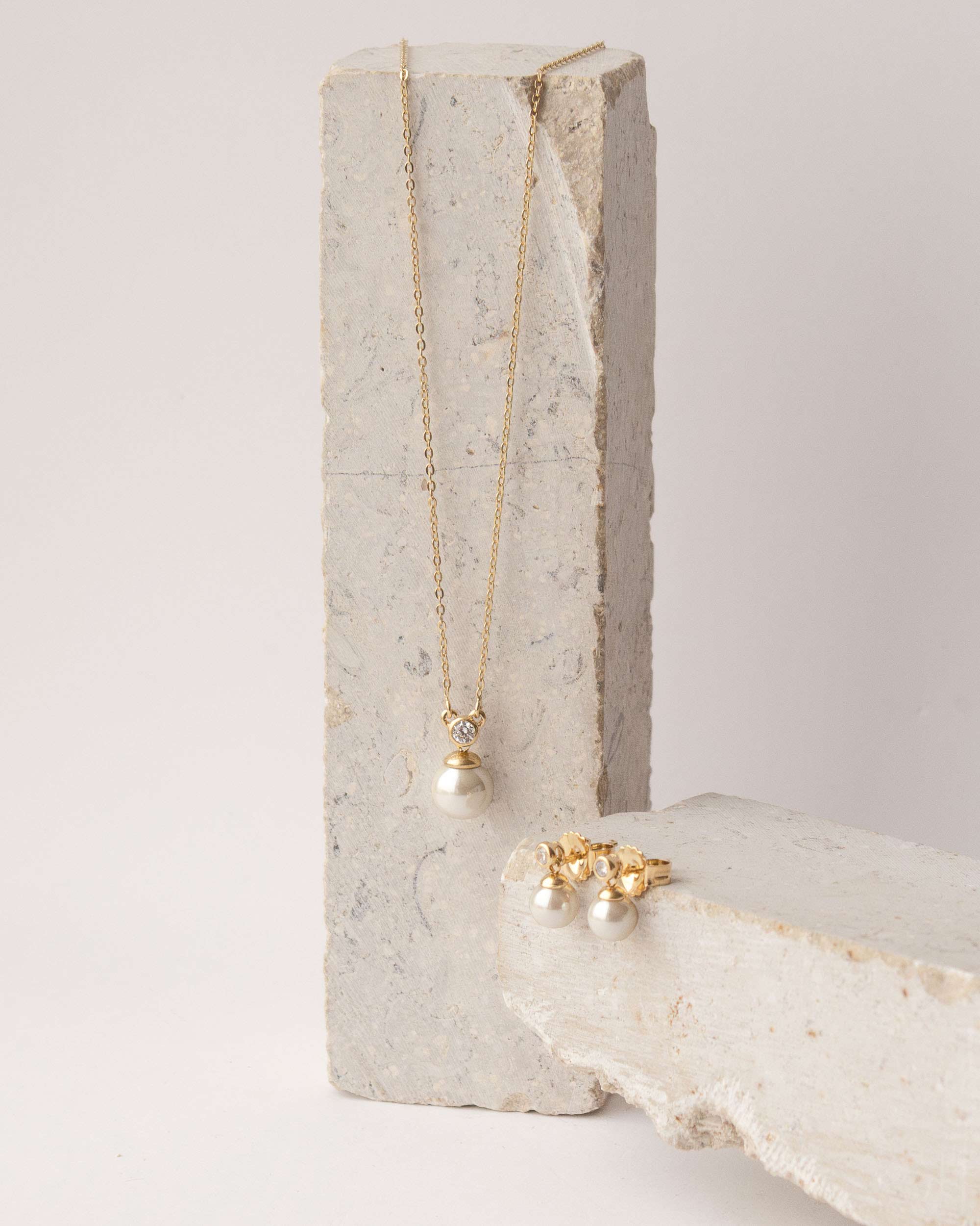 Colgante con cadena perla 8mm y circonita redonda dorado selene - Majorica - Dorado Dorado-2