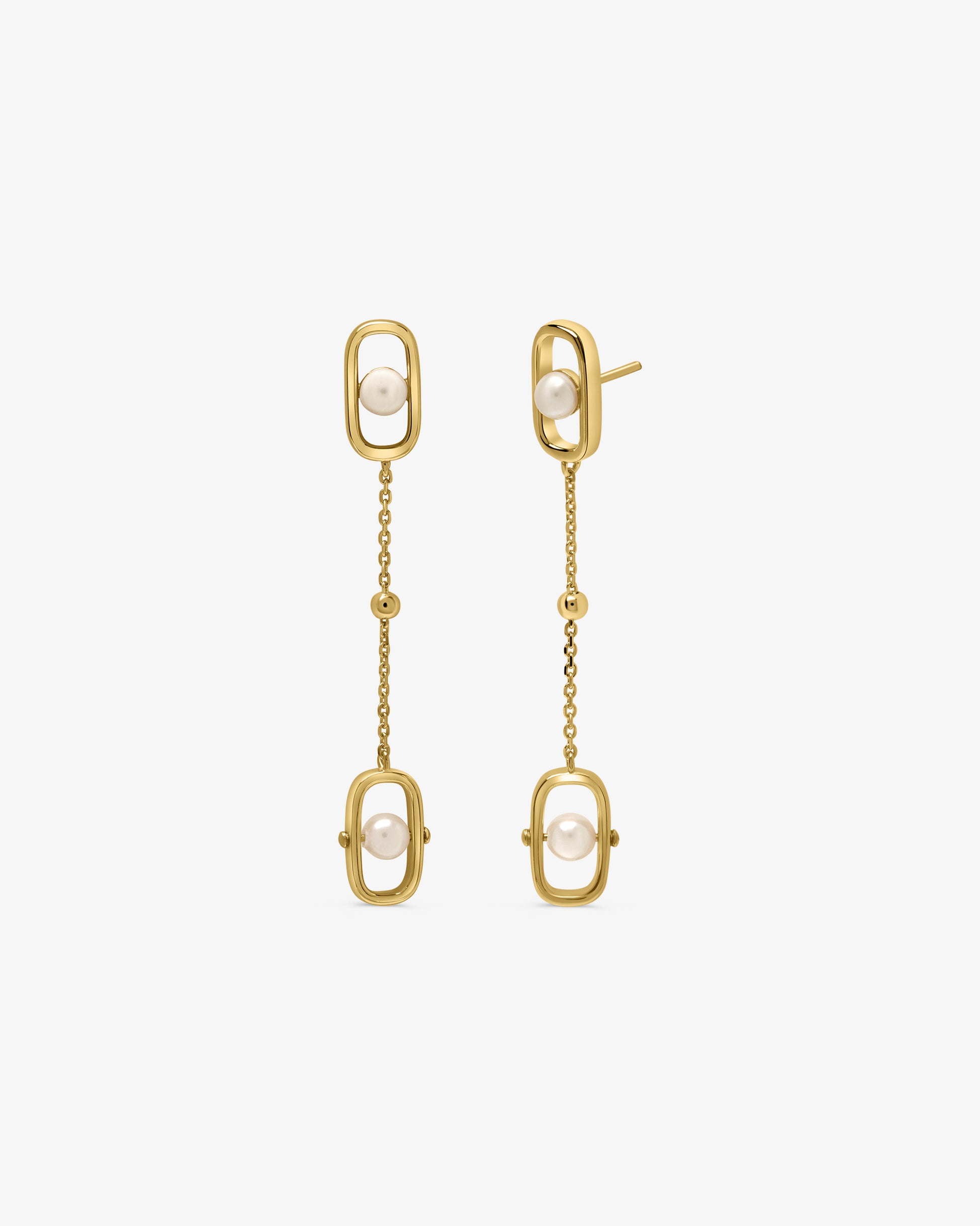 Imagen 0 de Pendientes largos en plata bañada en oro 18k con perlas libre Dorado