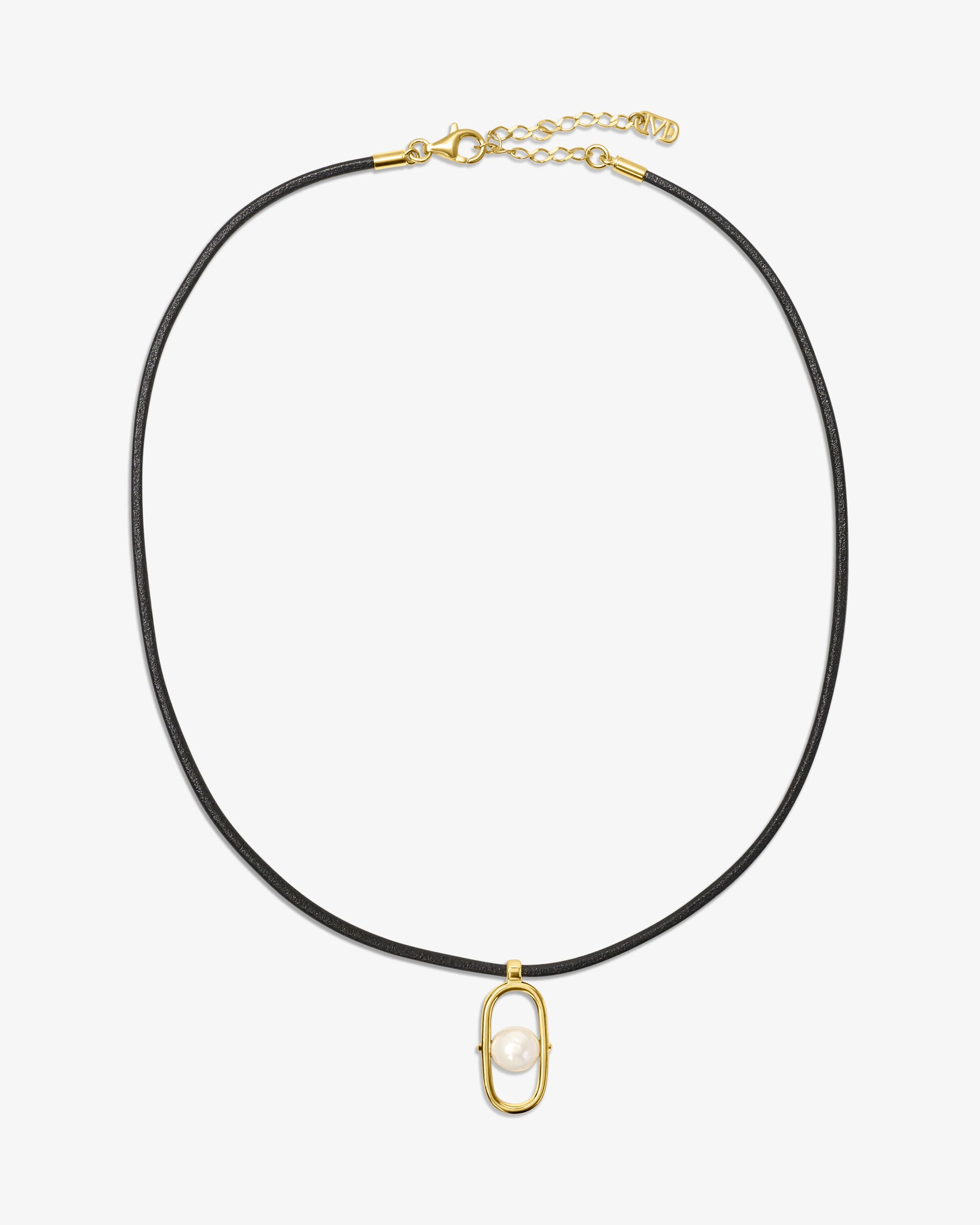 Imagen 0 de Collar de cuero en plata bañada en oro 18k con colgante de perla libre Dorado