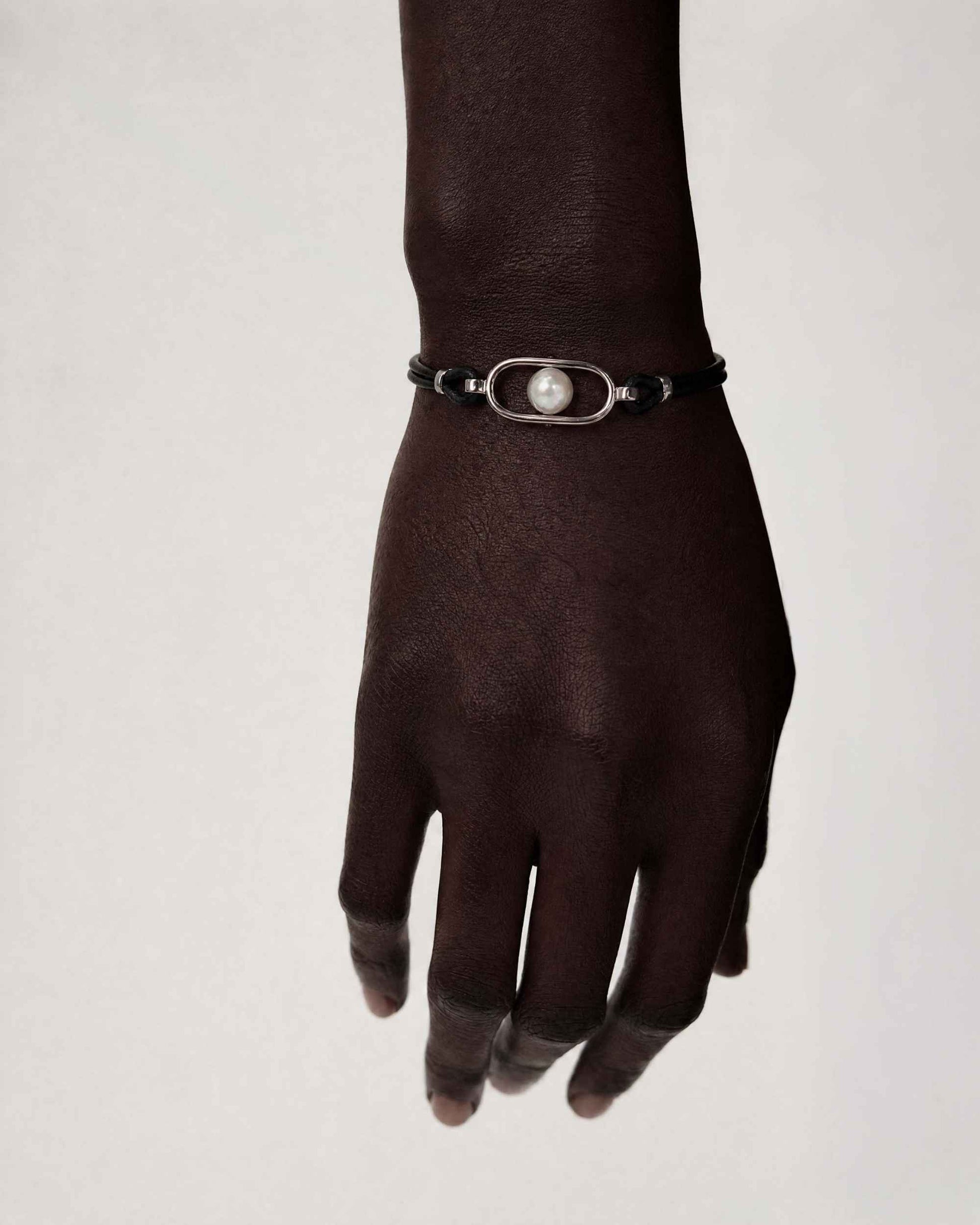 Pulsera de cuero en con perla libre - Majorica - Plata Plata-3