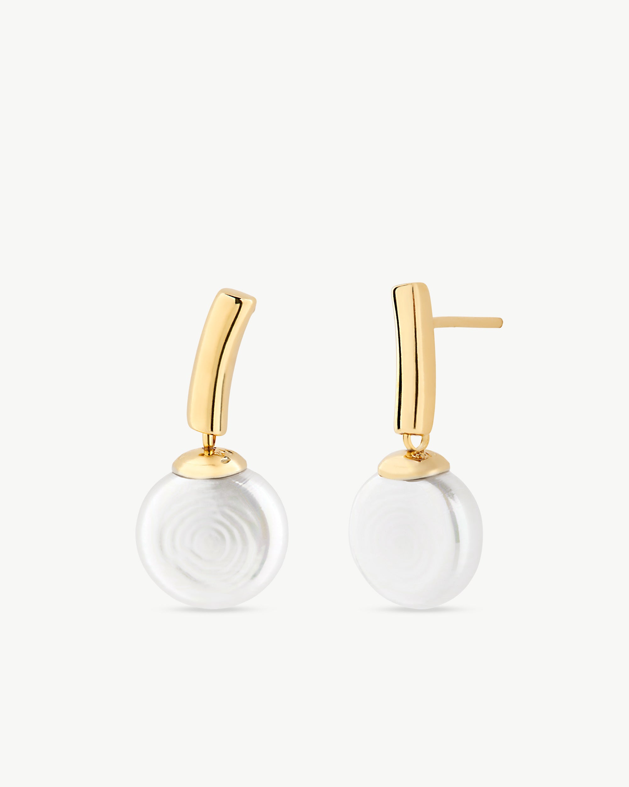 Imagen 0 de Pendientes perla plana 10mm dorados espiga Dorado